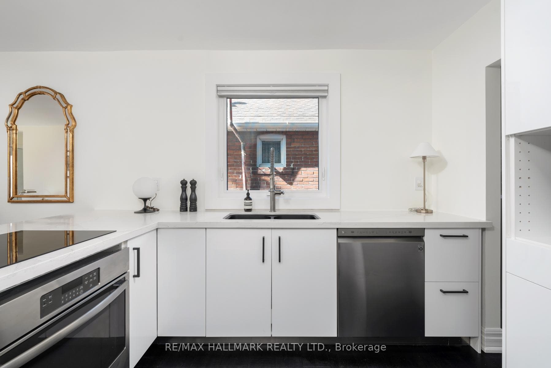 510 Cosburn Avenue photo 11