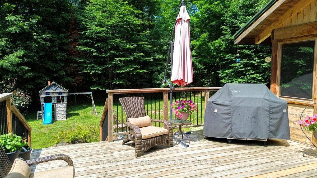 Back deck overlooking yard