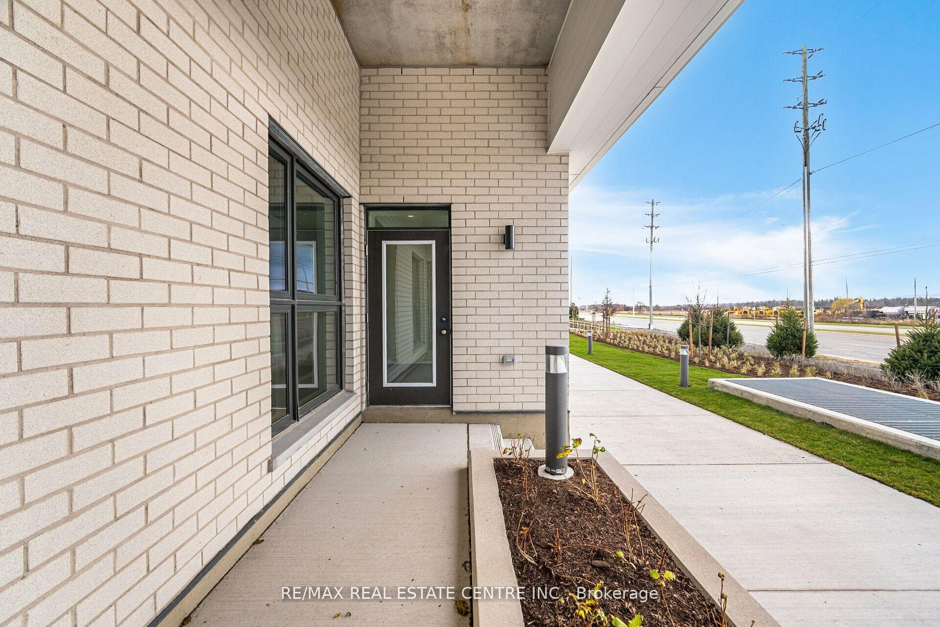 490 Gordon Krantz Avenue Unit 107 photo 22