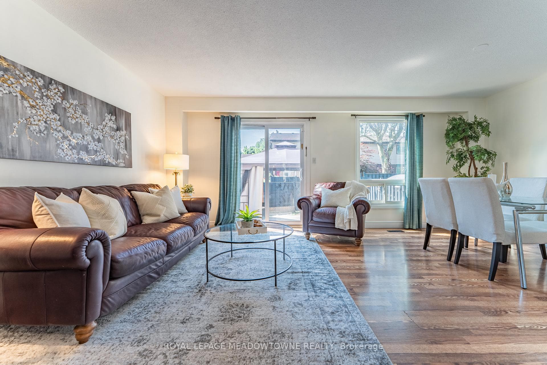 437 Ontario Street photo 8