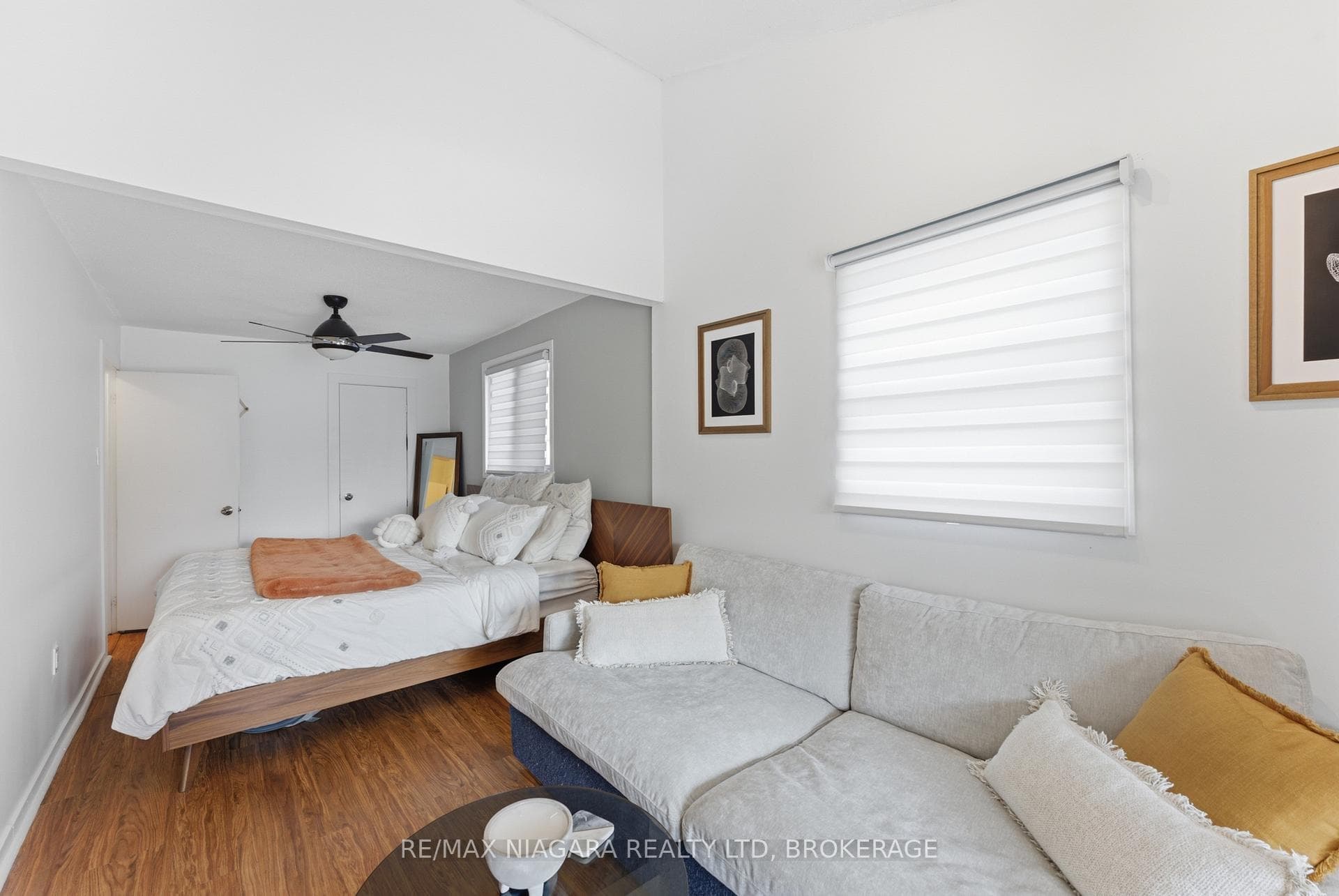 412 Welland Avenue photo 12