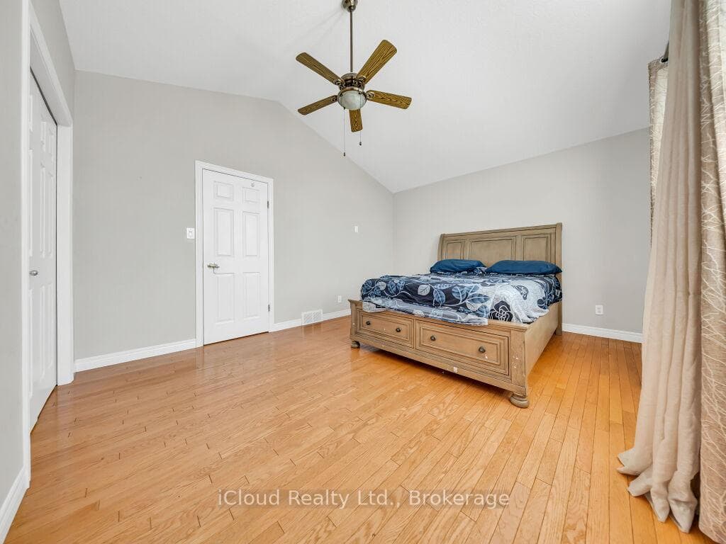 308 Keewatin Avenue photo 21