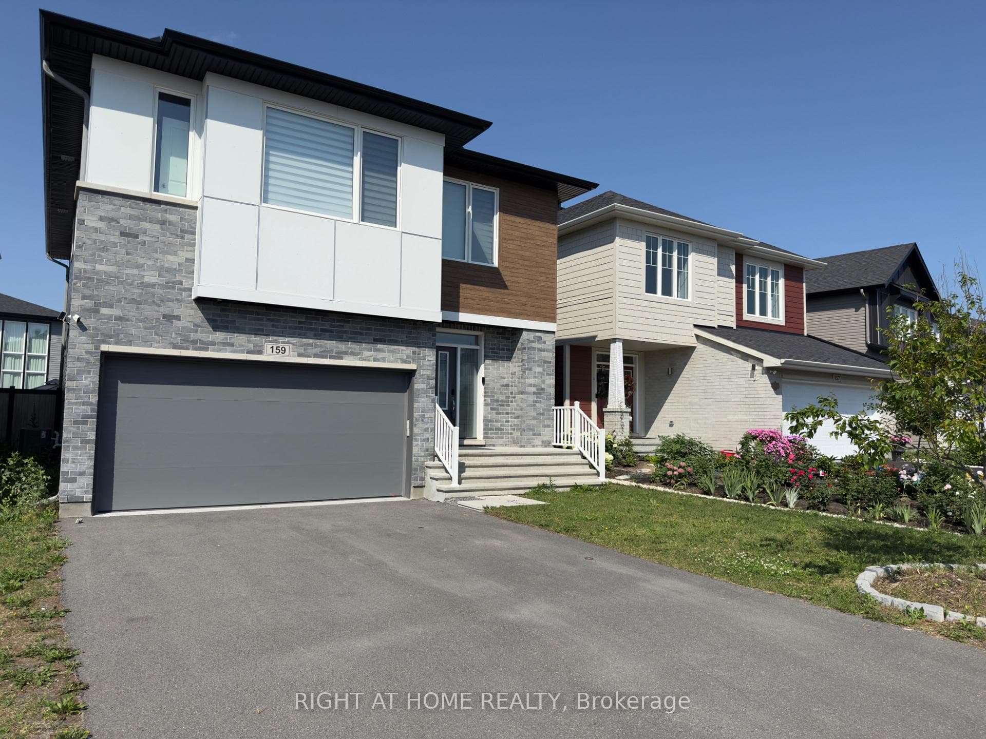 159 Boulonnais Grove photo 1