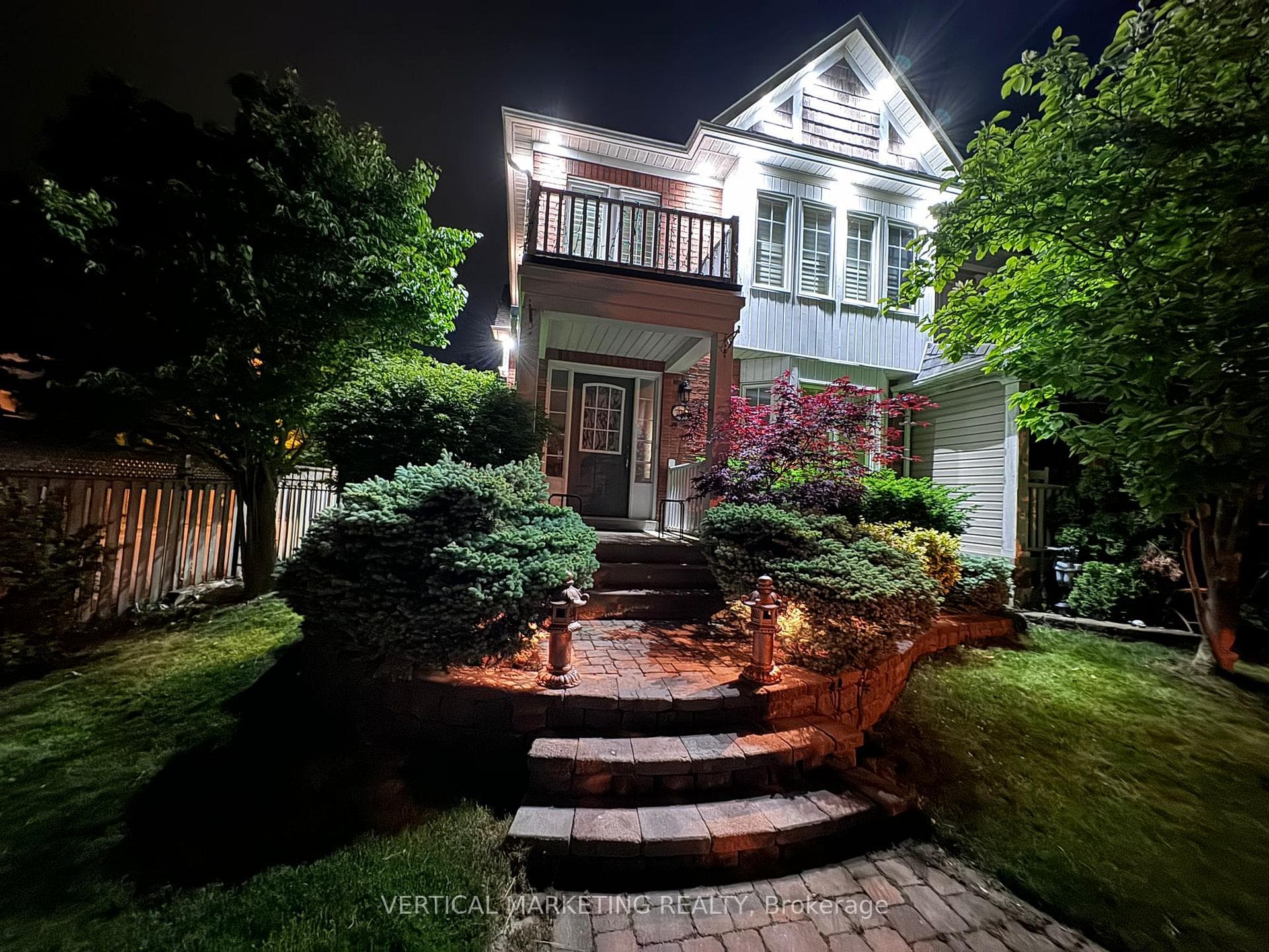 100 Warwick Avenue photo 2