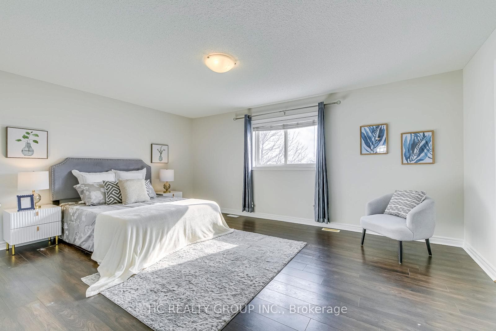 5230 Garland Crescent photo 16