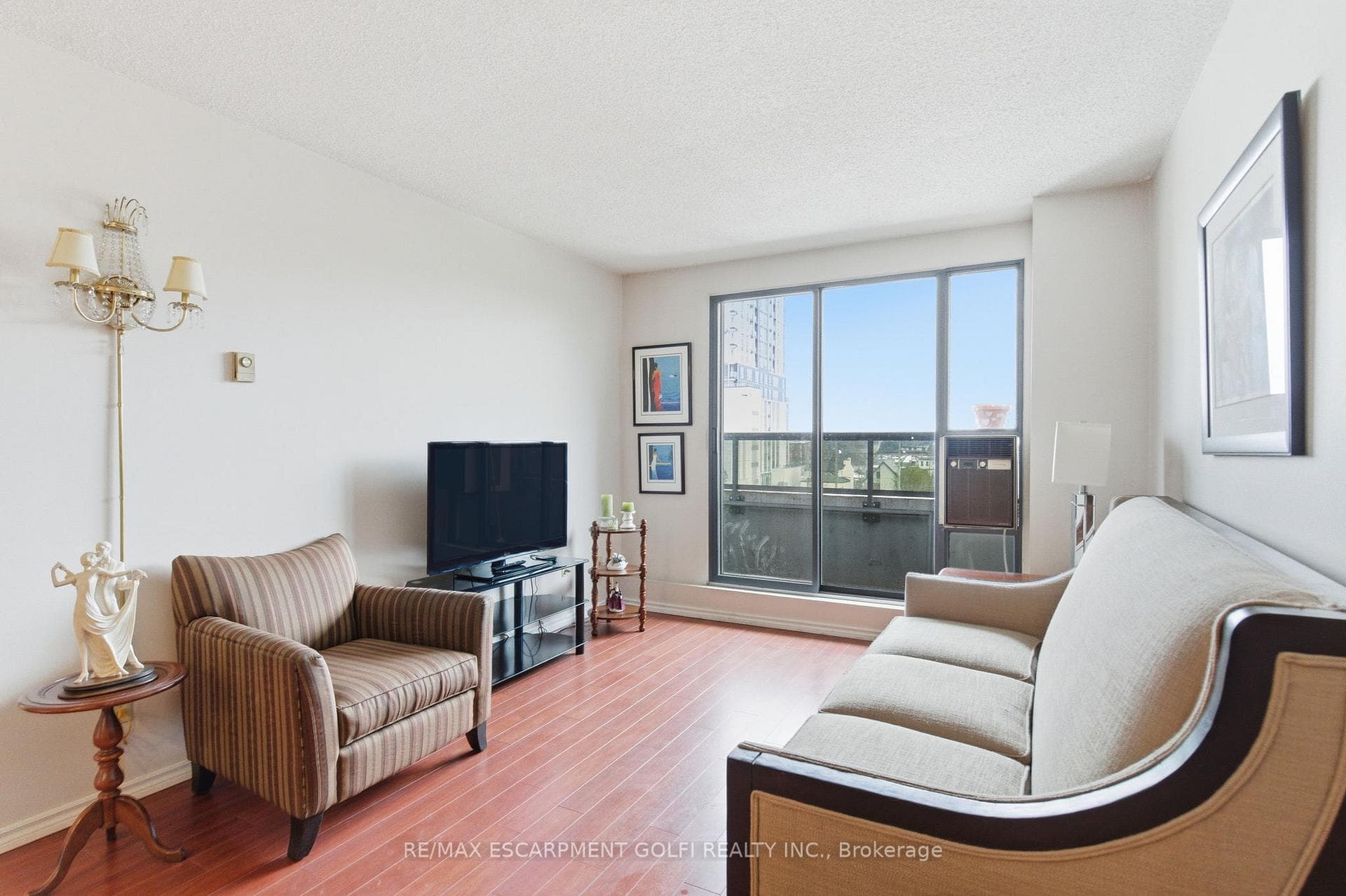 175 Hunter Street Unit 510 photo 9