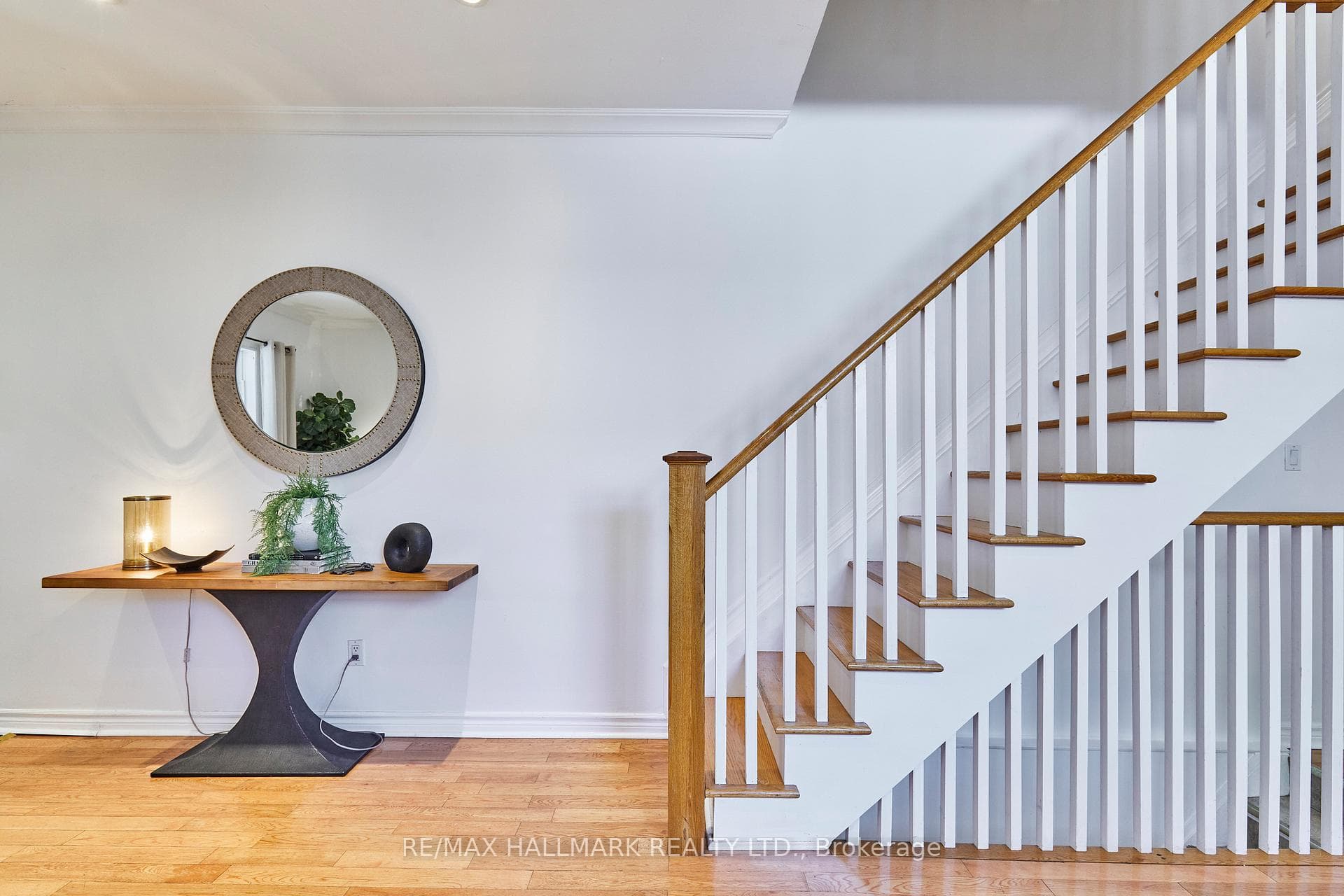 70 Wolverleigh Boulevard photo 6