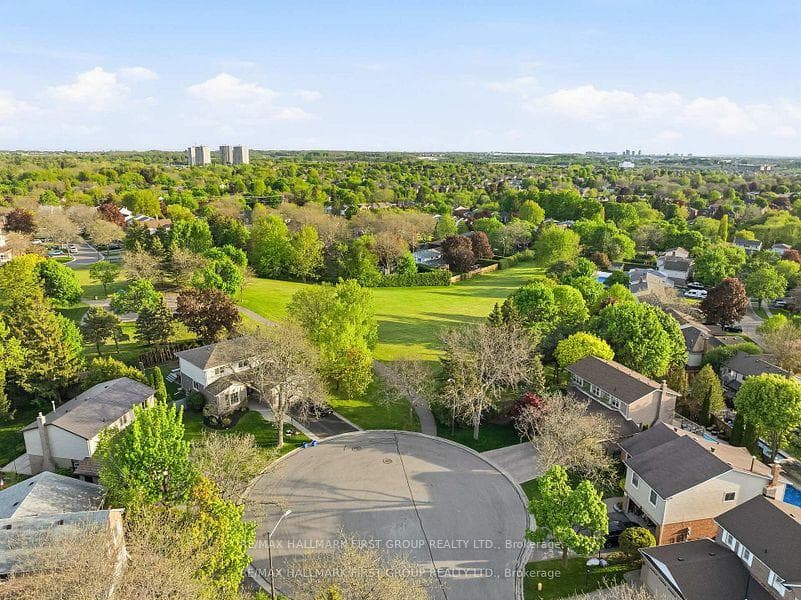 14 Ormandy Court photo 6