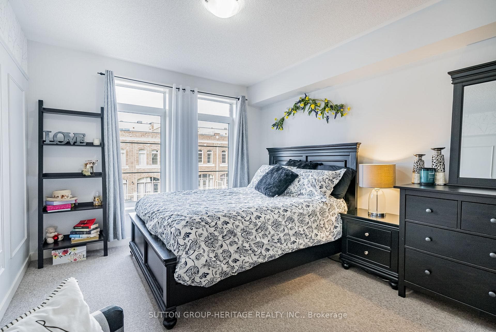 10 Cornerbank Crescent photo 22