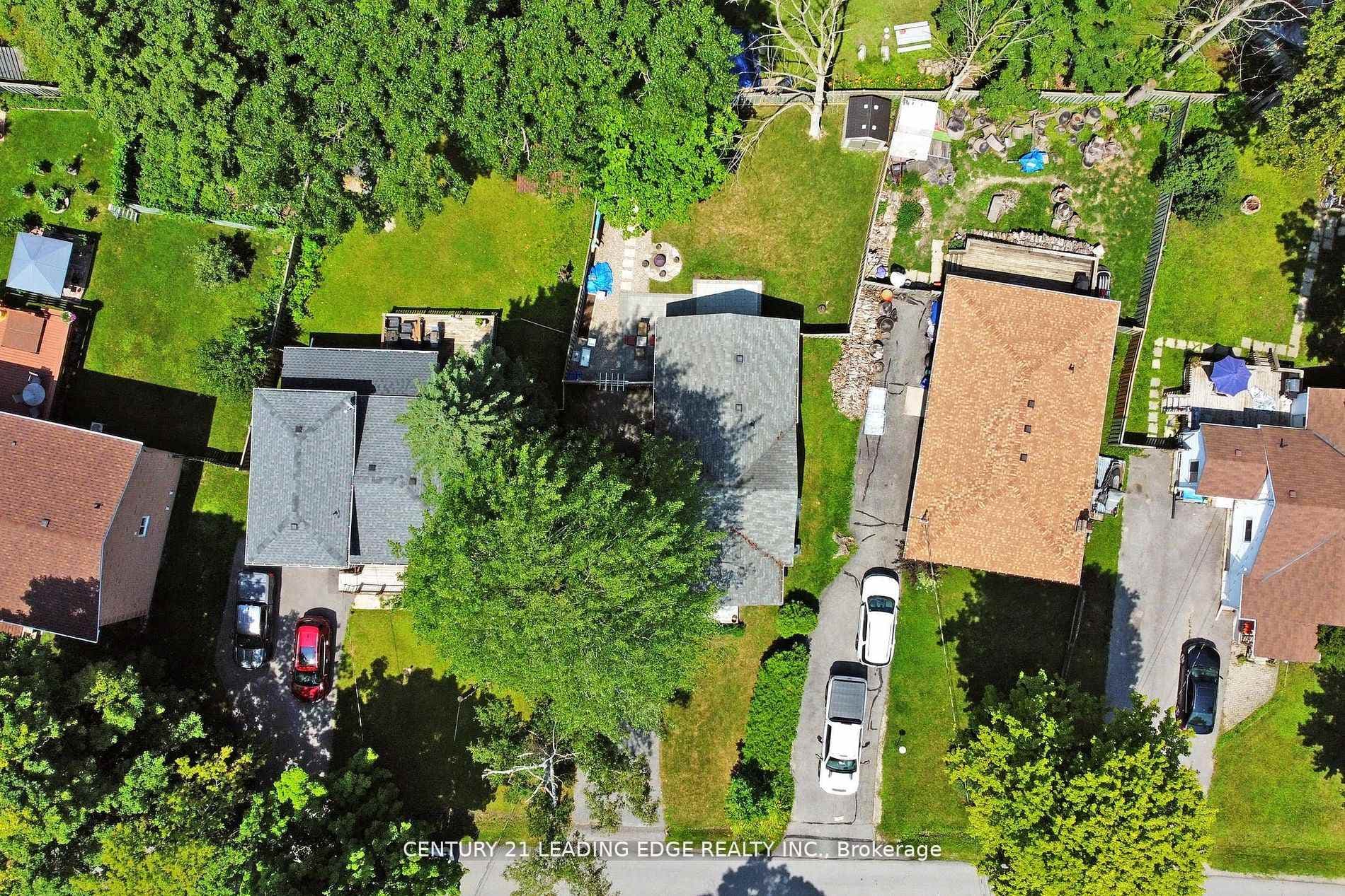 24 Riveredge Drive photo 18