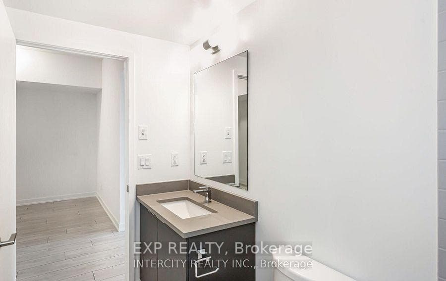 2033 Kennedy Road Unit 707 photo 18