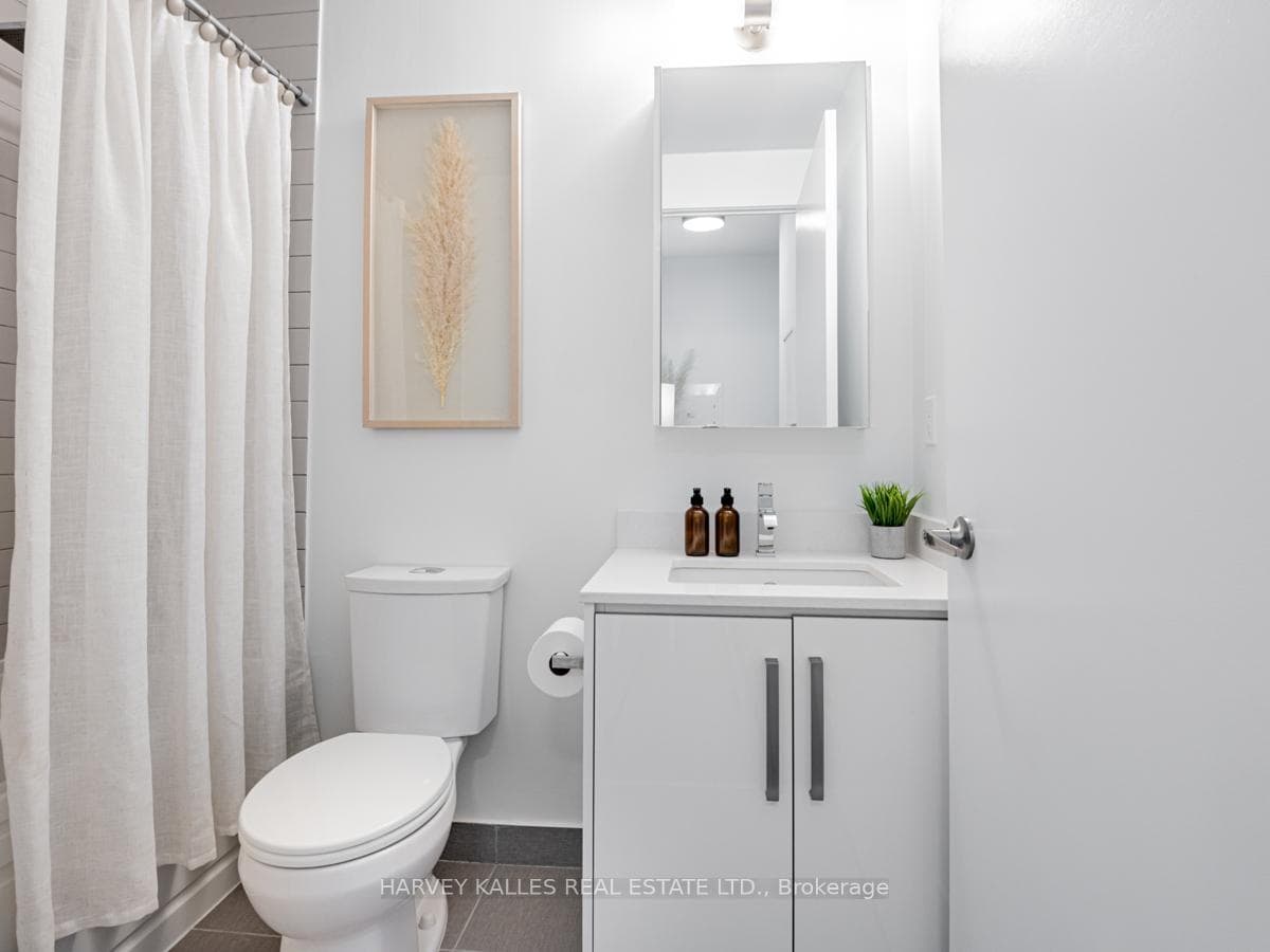 5180 Yonge Street Unit 1107 photo 13