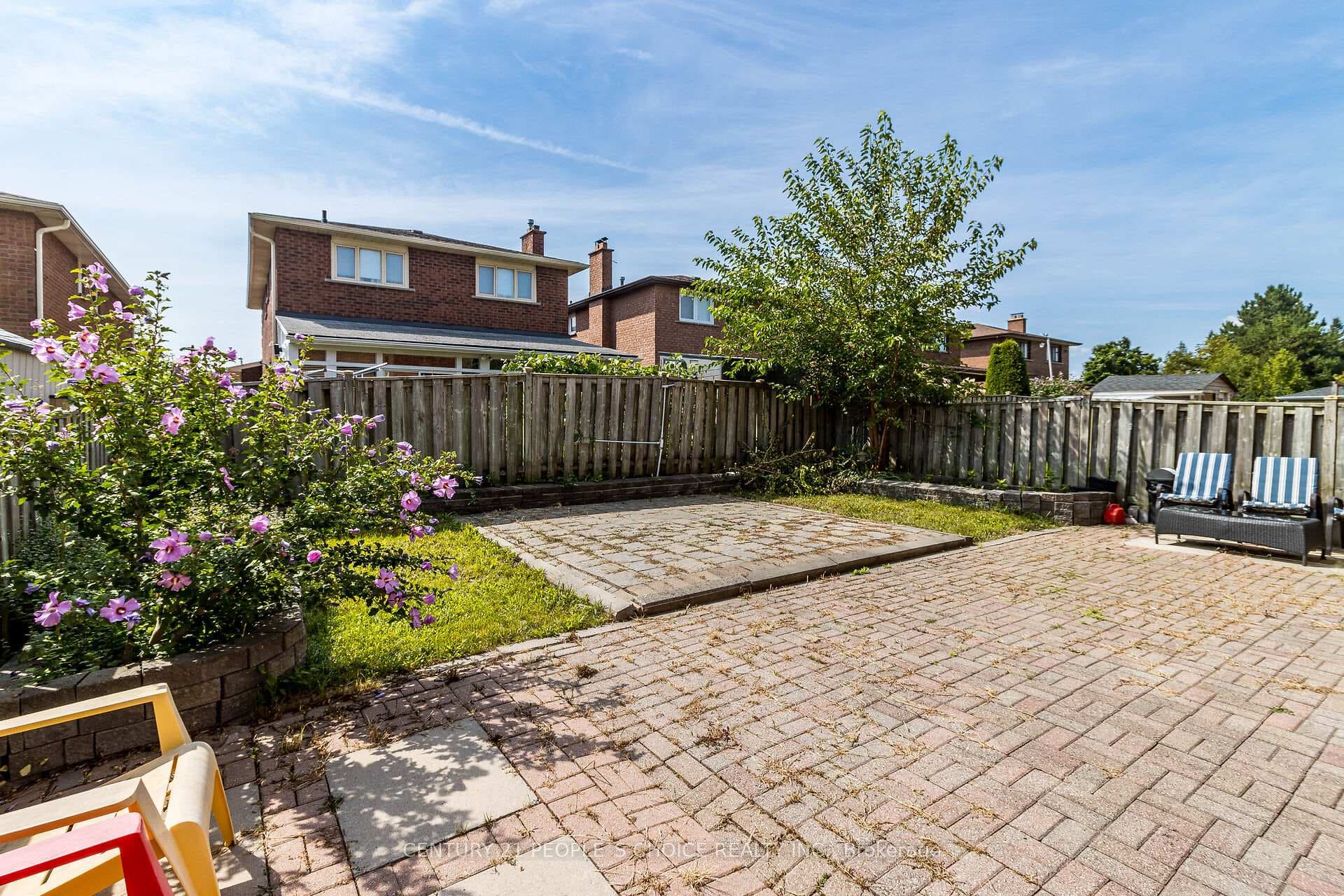 15 Kaiser Drive photo 40