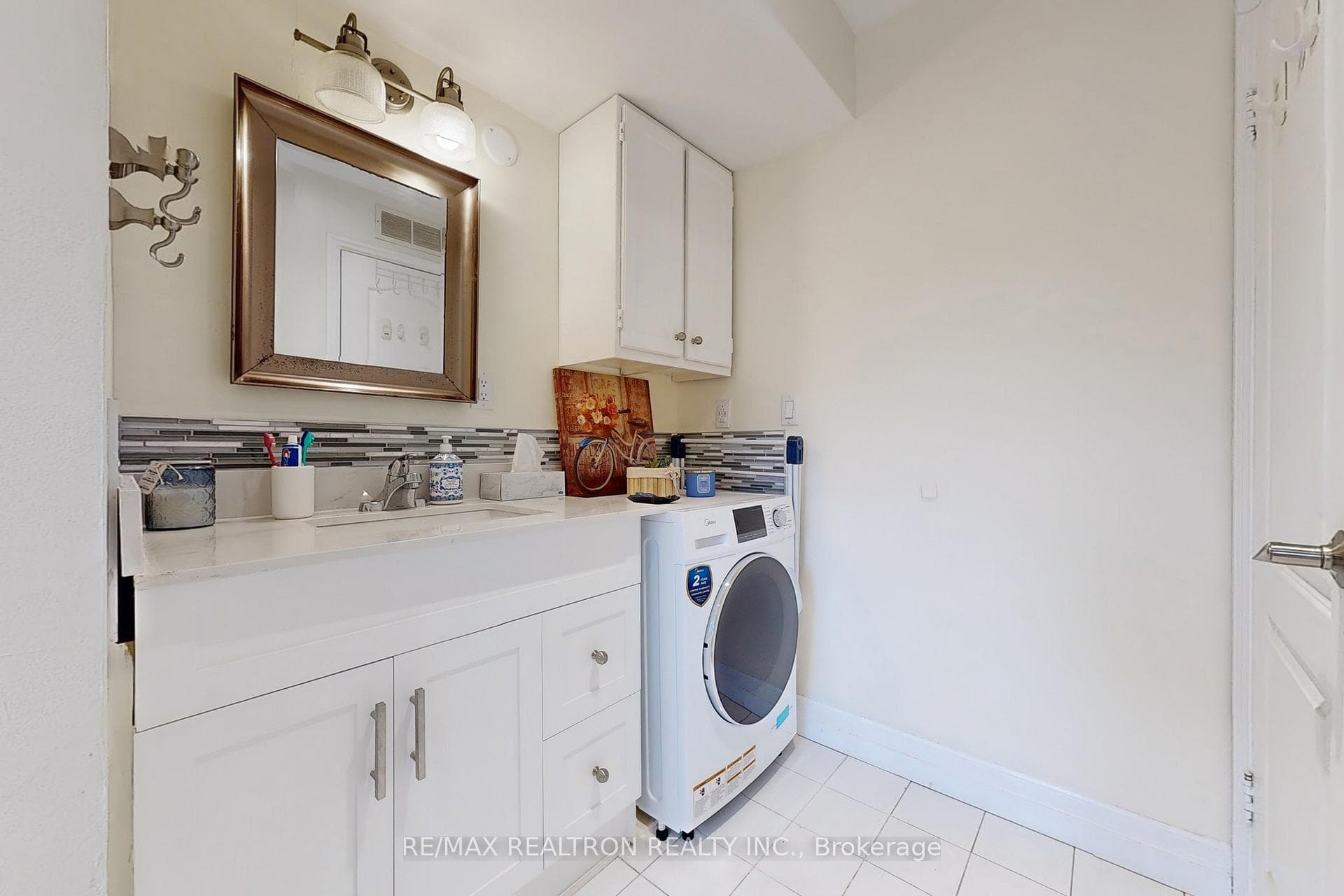 705 Cedar Avenue photo 23