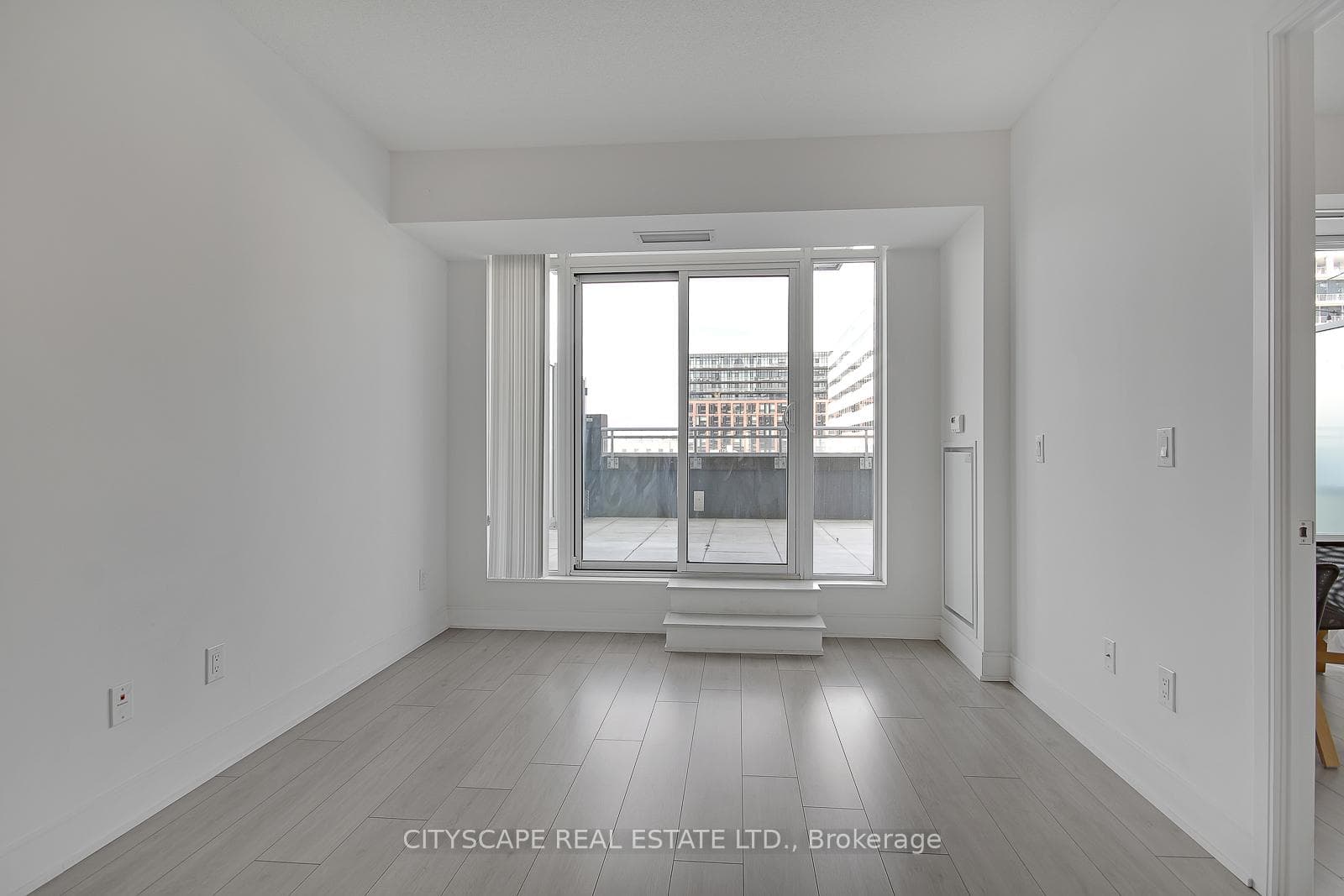 525 Adelaide Street Unit 908 photo 17
