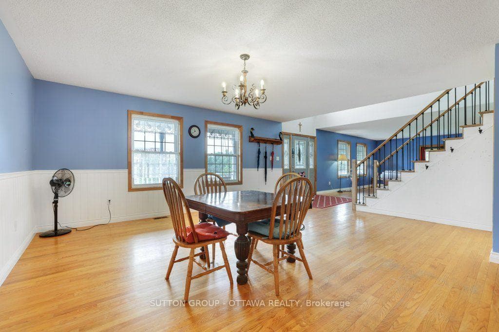 595 Holbrook Road photo 26