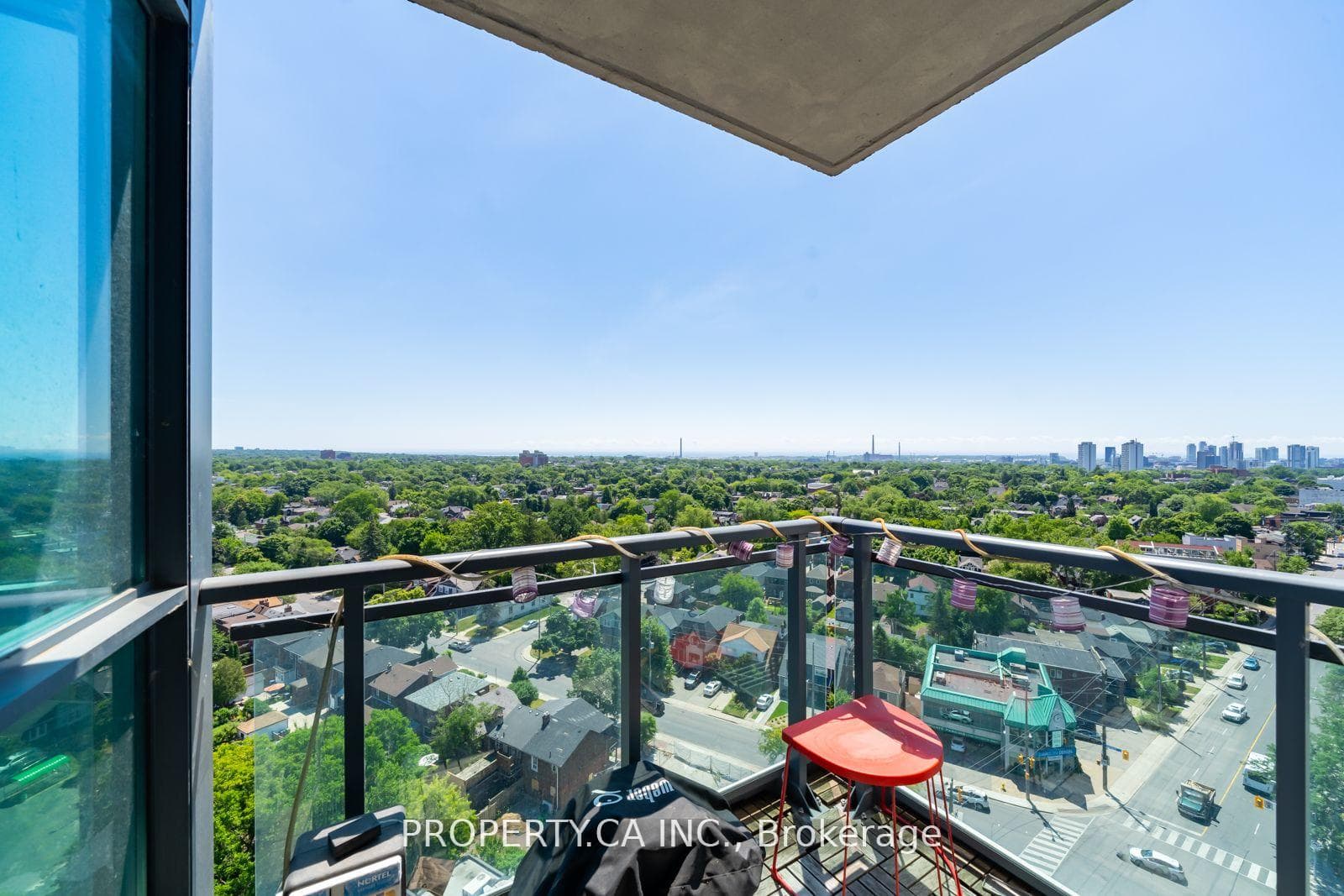 1048 Broadview Avenue Unit 1705 photo 16