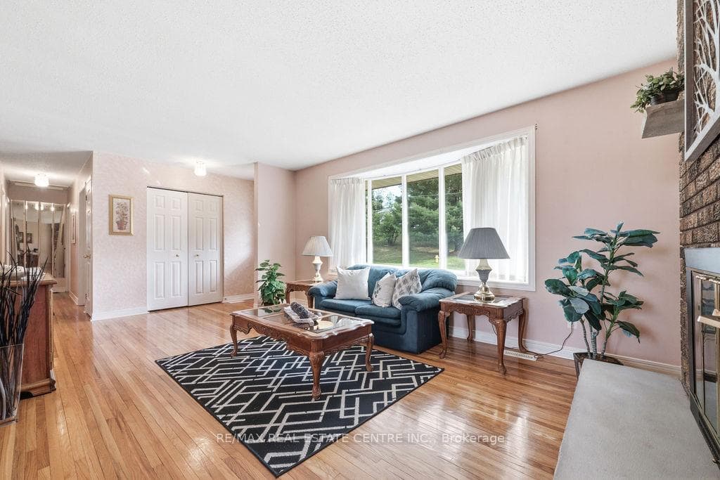 633 Birch Street photo 5