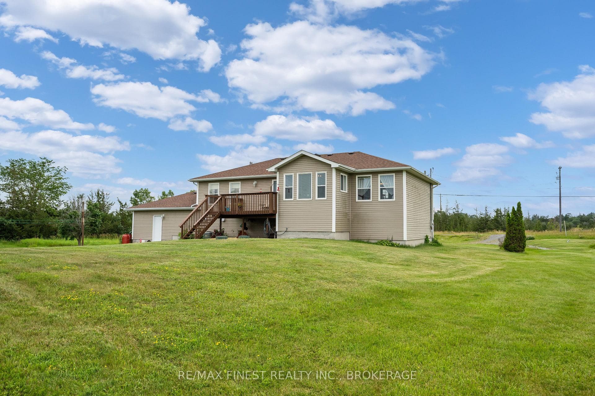 245 Pleasant Drive photo 37