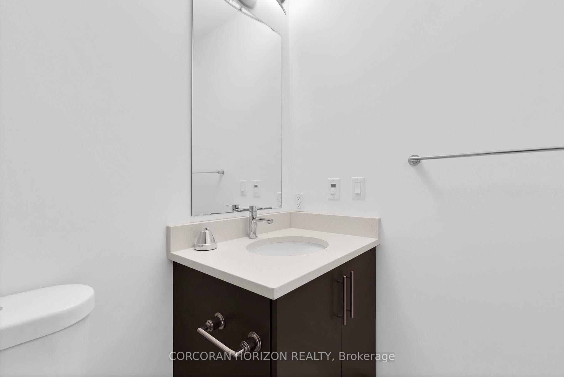 181 King Street Unit 1211 photo 5
