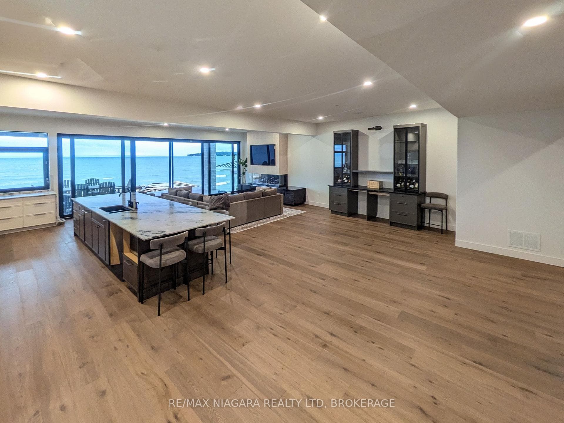 4349 Erie Road photo 18