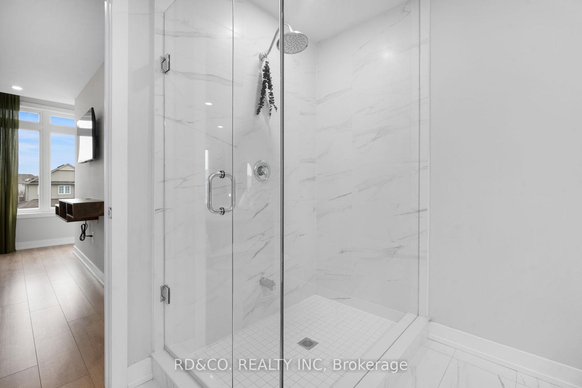 5 Assunta Lane photo 18