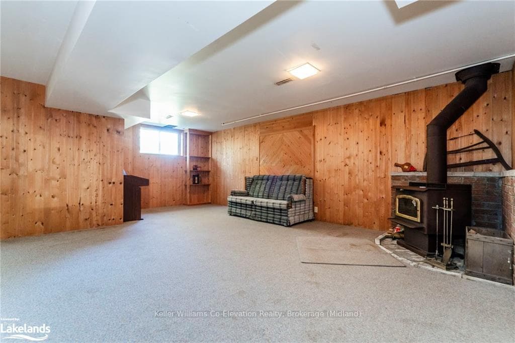 95 JOHN DILLINGNO Street photo 13
