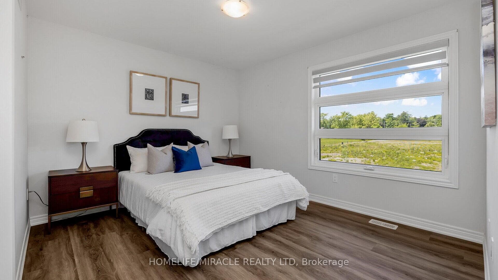 42 Summersides Boulevard photo 21