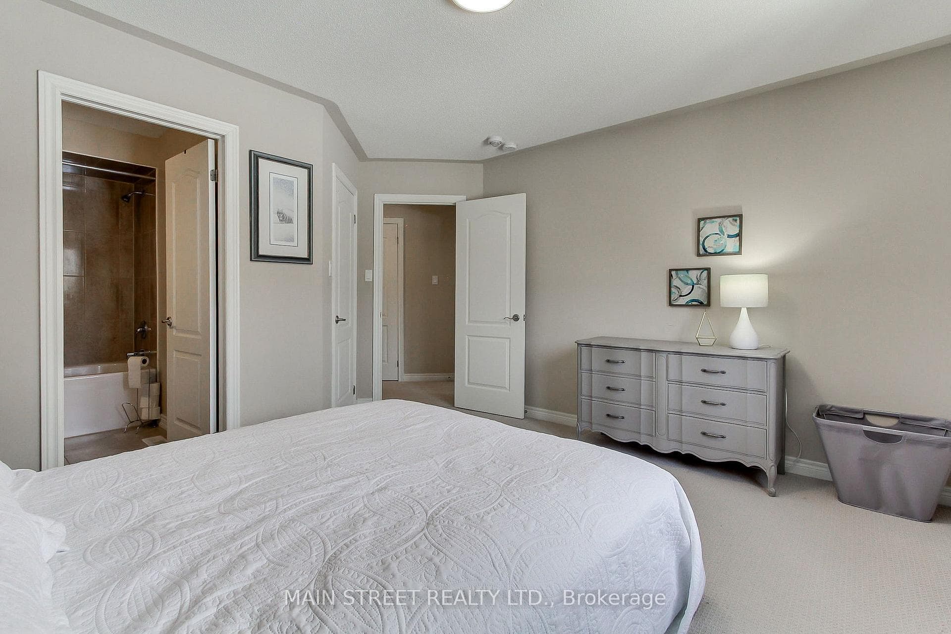 42 Prosser Crescent photo 23