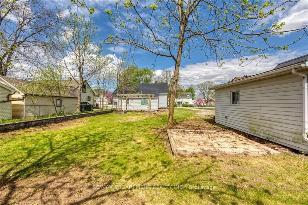 53 Jane Street photo 21