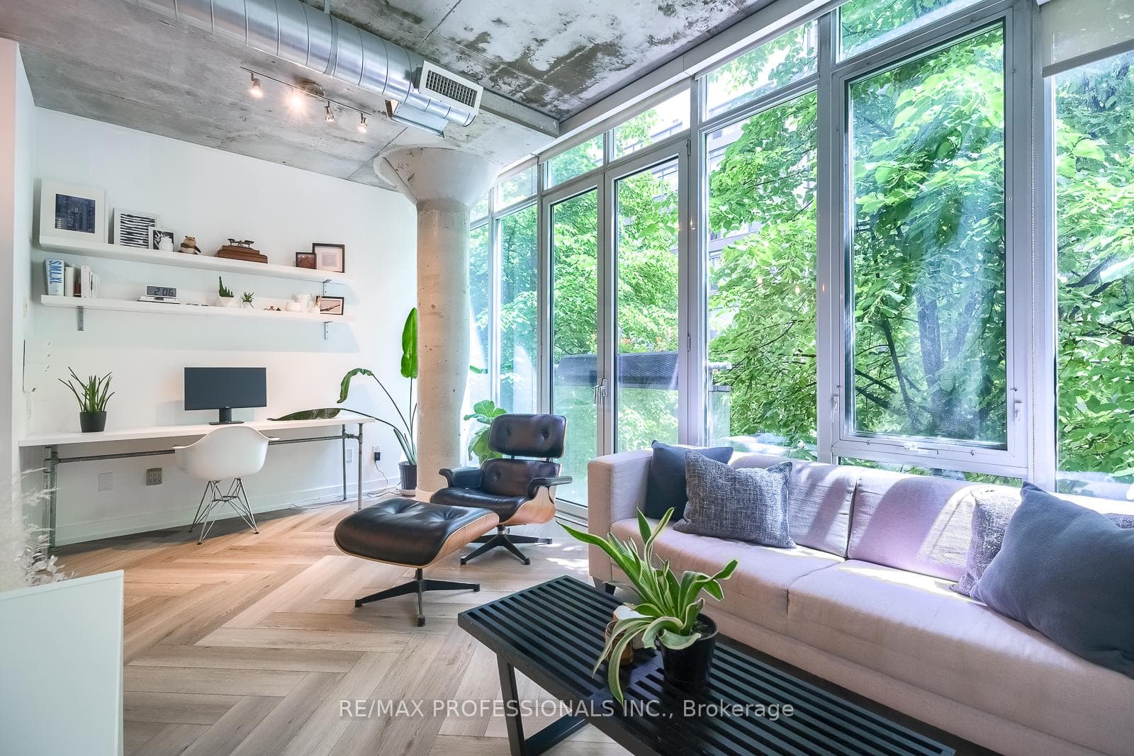 20 Stewart Street Unit 204 photo 5