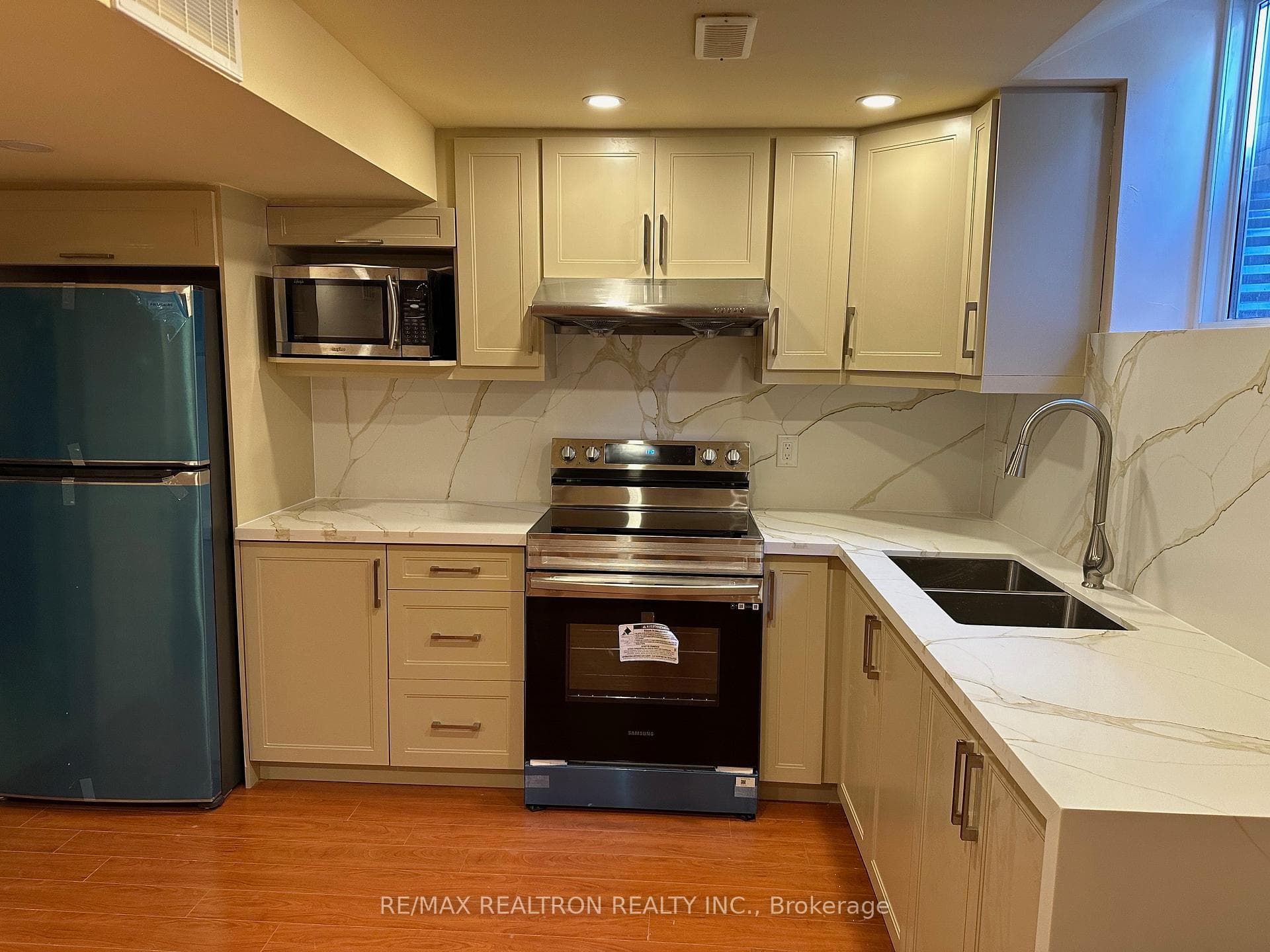 94 Knowles Drive Unit BSMT photo 2