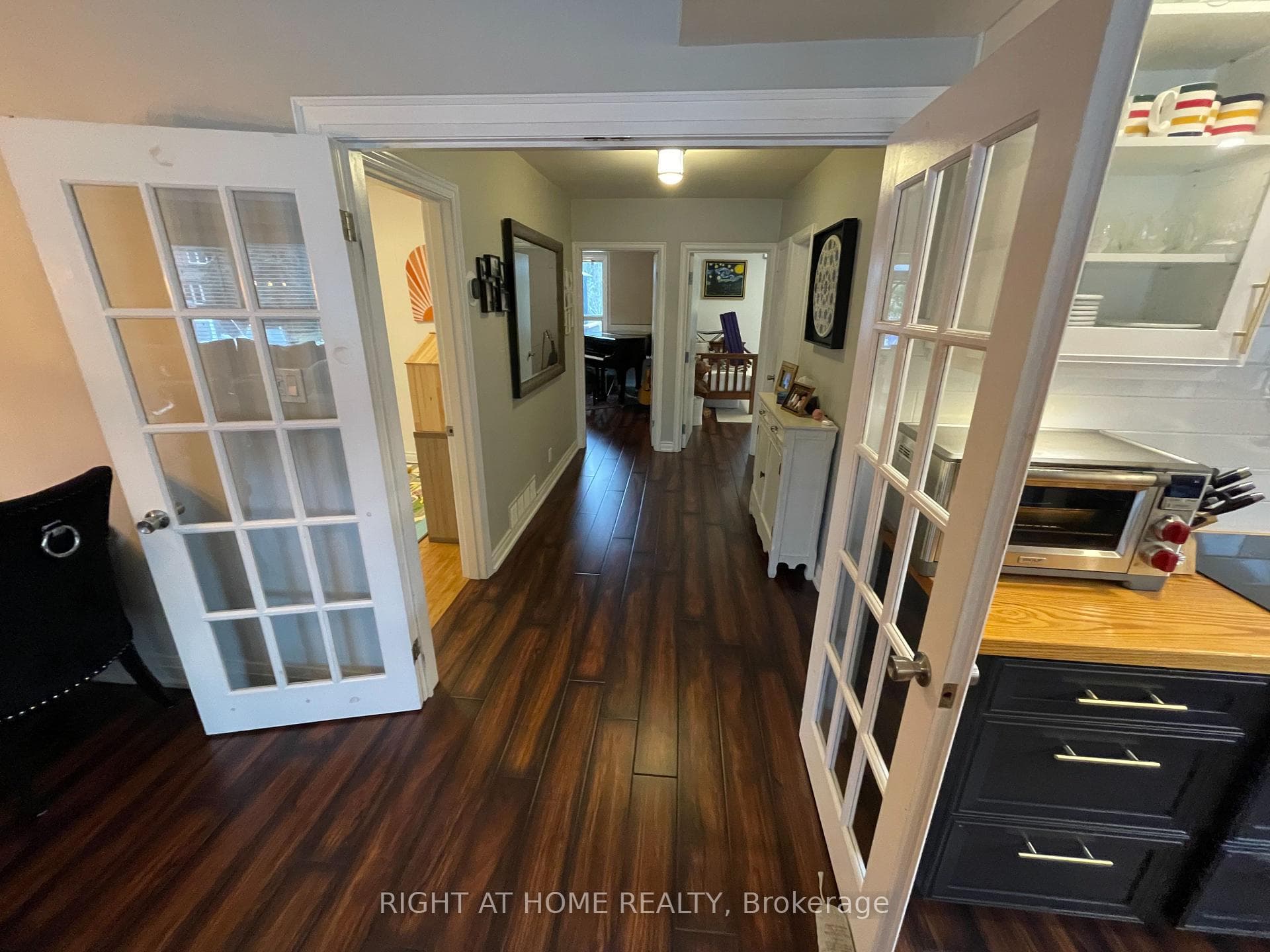 190 Wedgewood Drive photo 4