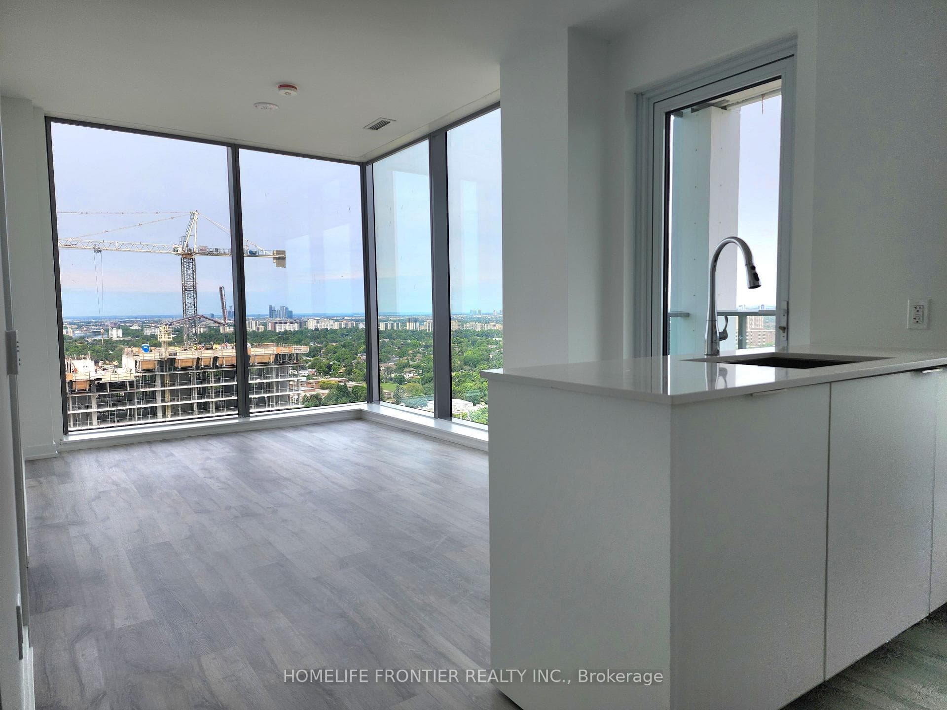 7 Golden Lion Heights Unit 2509 photo 6