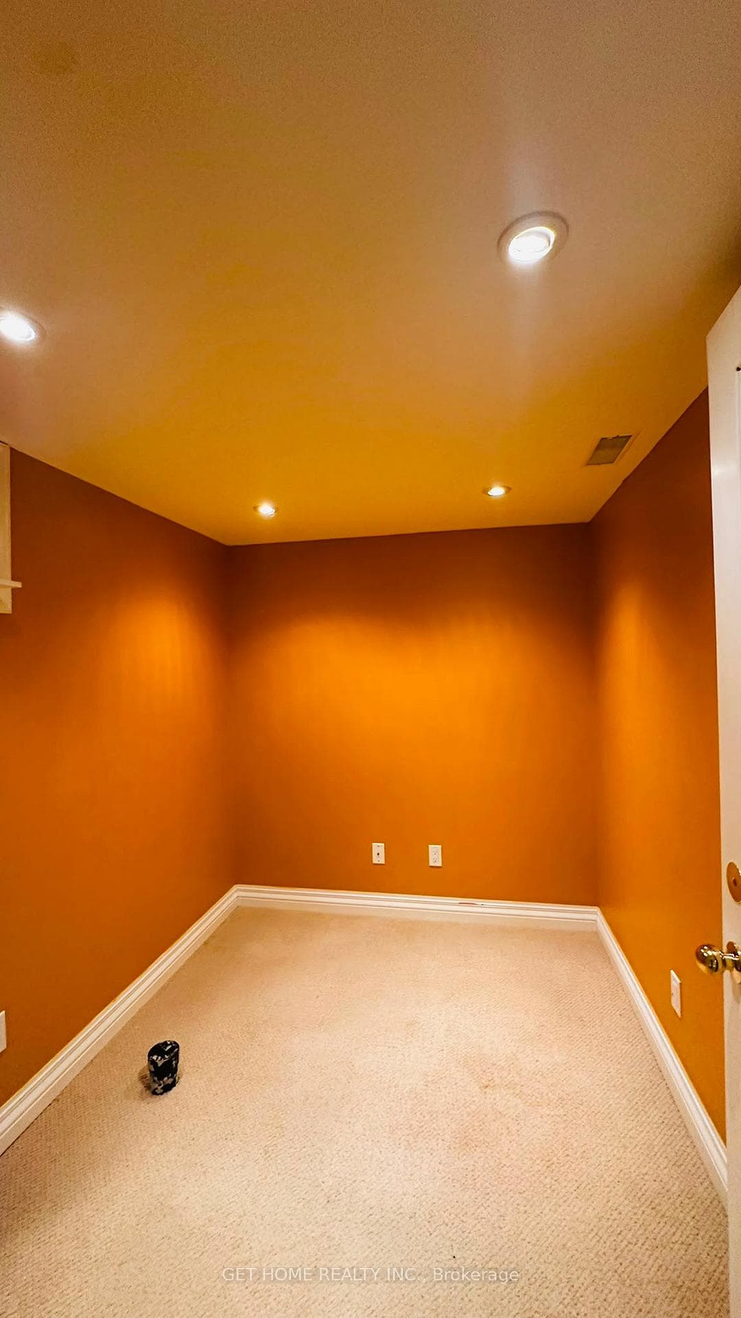 114 Bettina Place photo 17