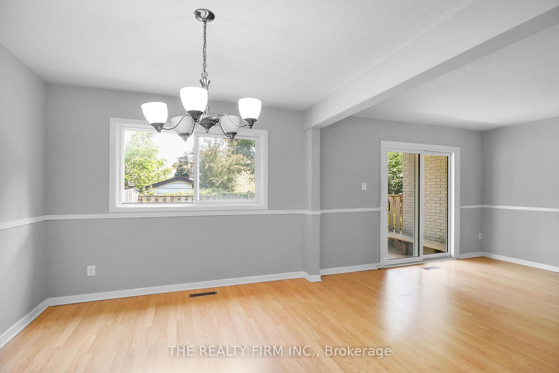711 Osgoode Drive Unit 10 photo 14