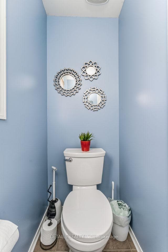 8 Wimbledon Way photo 7