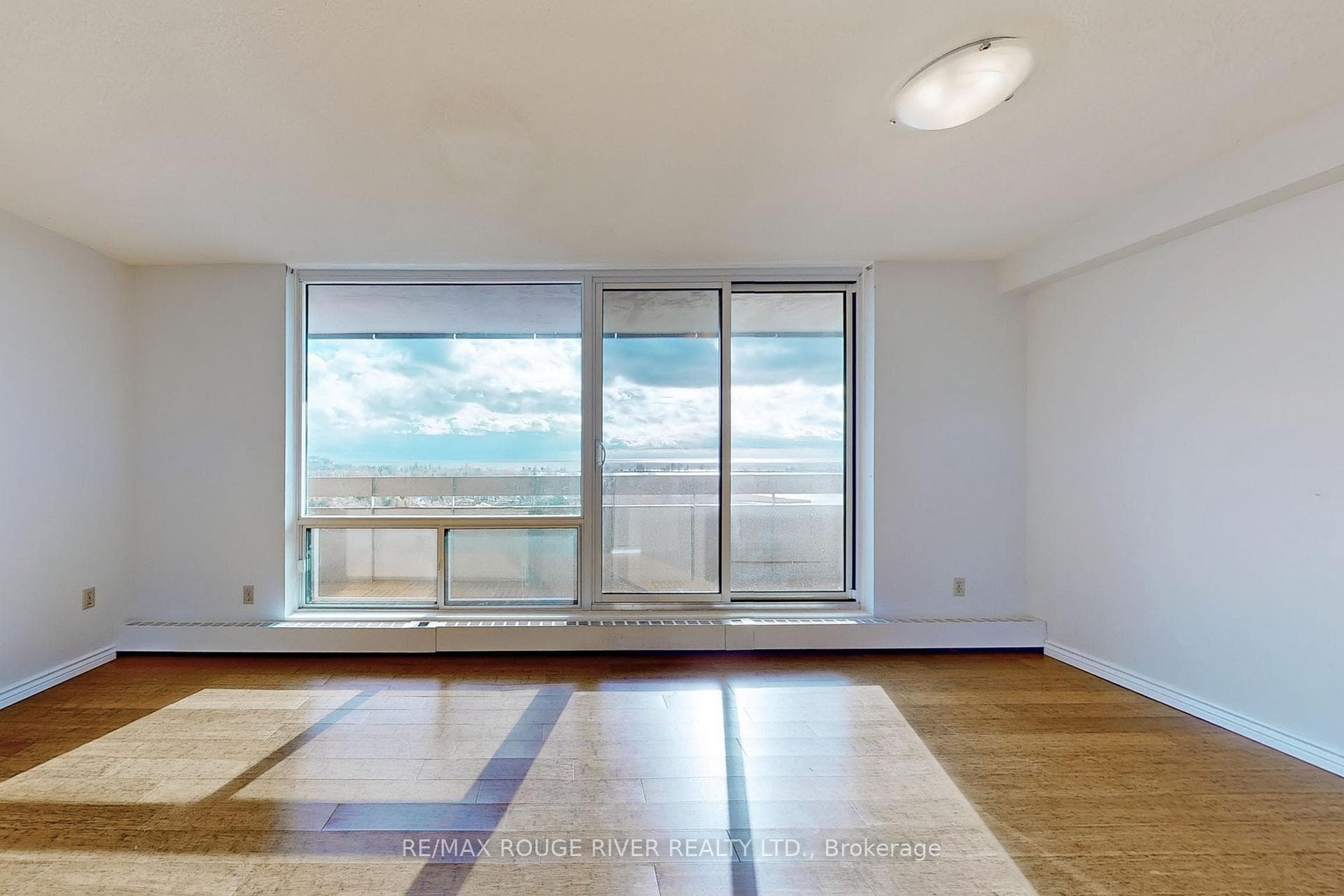 1210 Radom Street Unit 1407 photo 5
