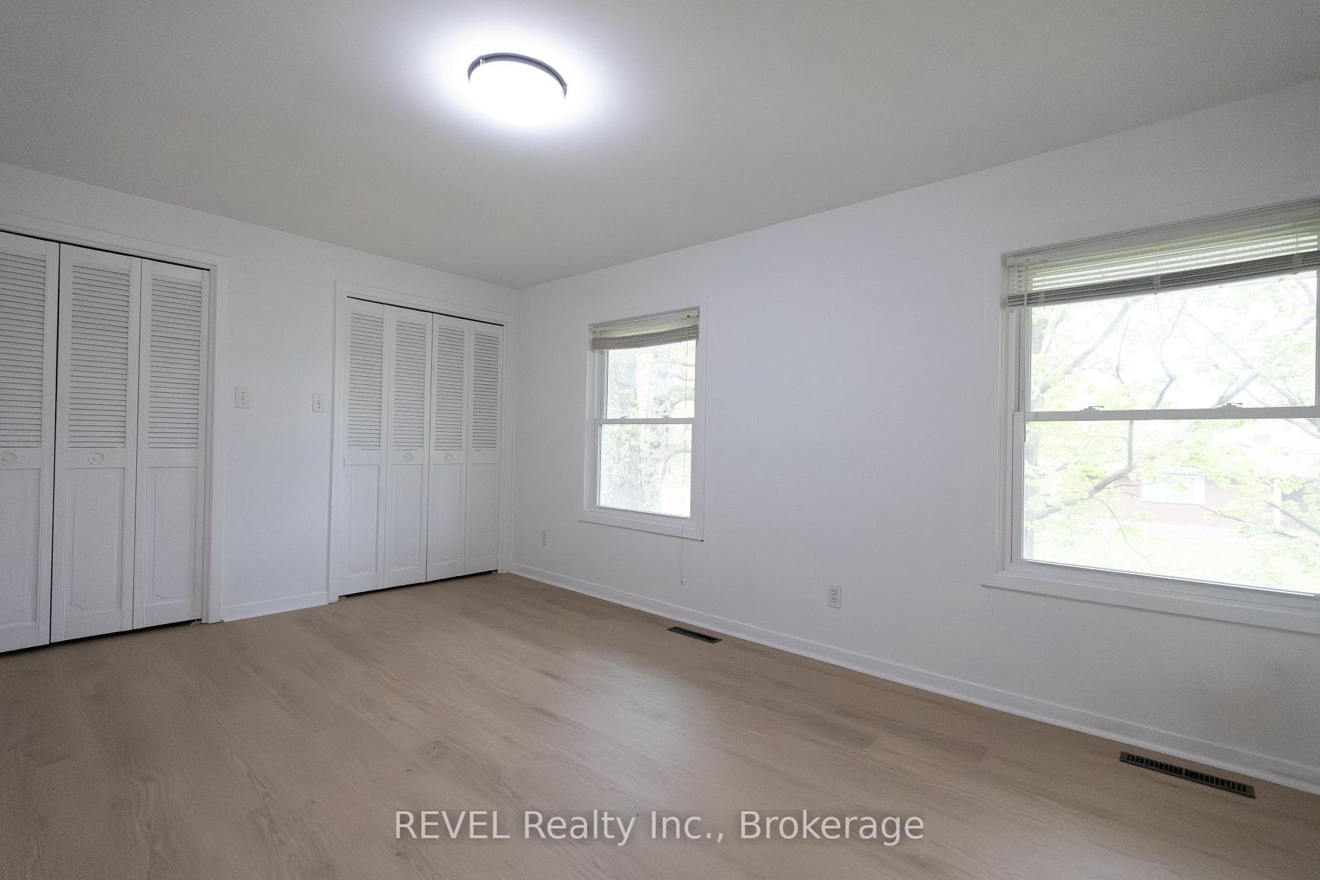 19 Woodington Crescent photo 12