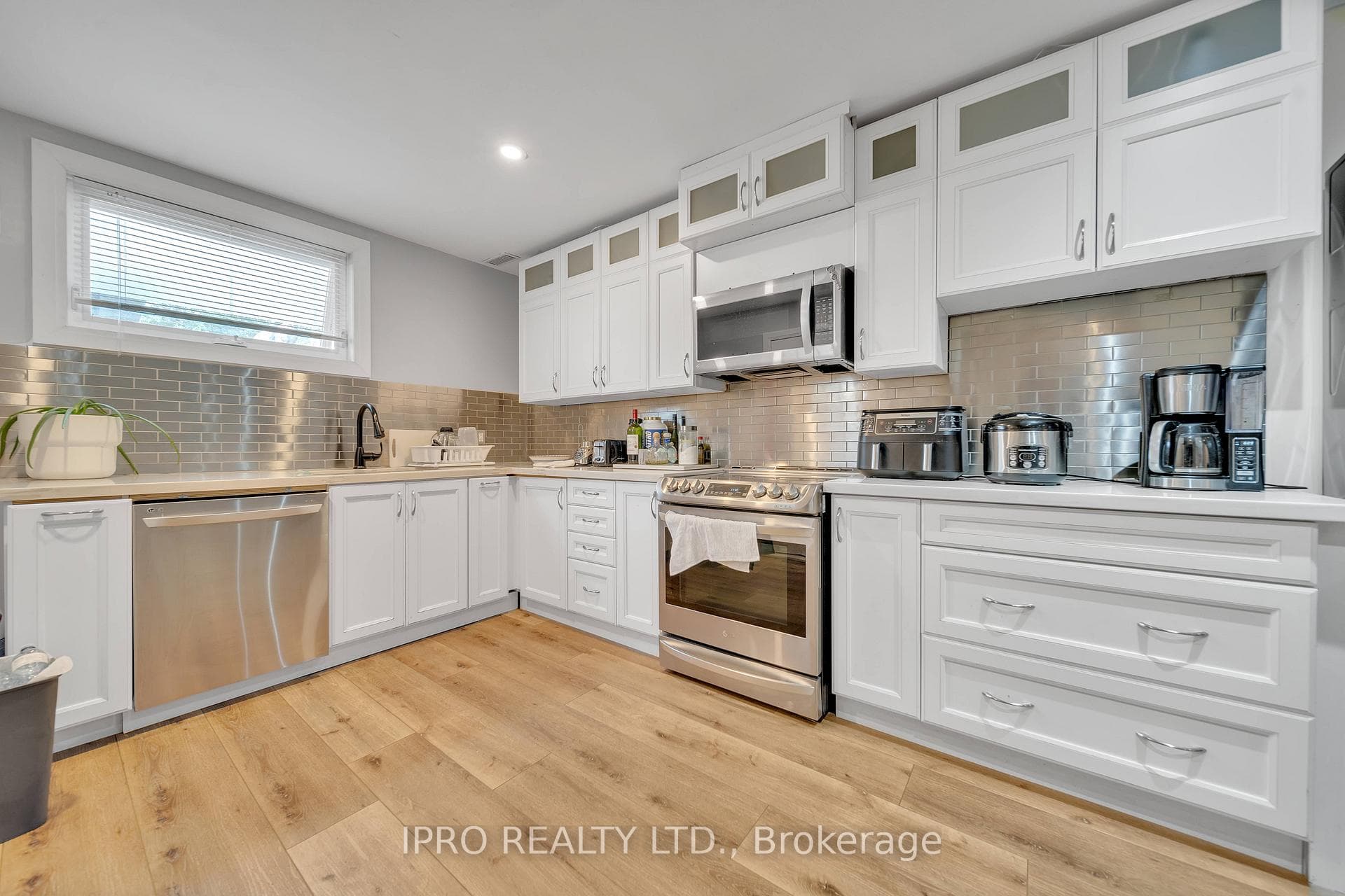 48 William Street photo 14
