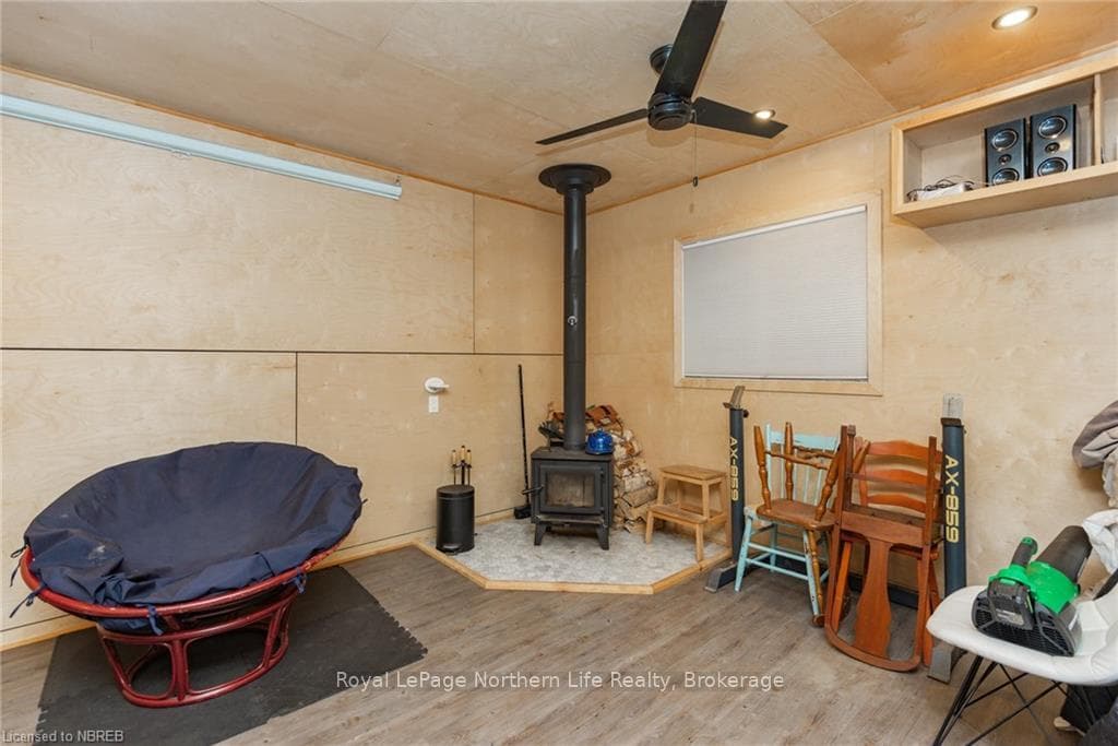 673 JANE Street photo 43
