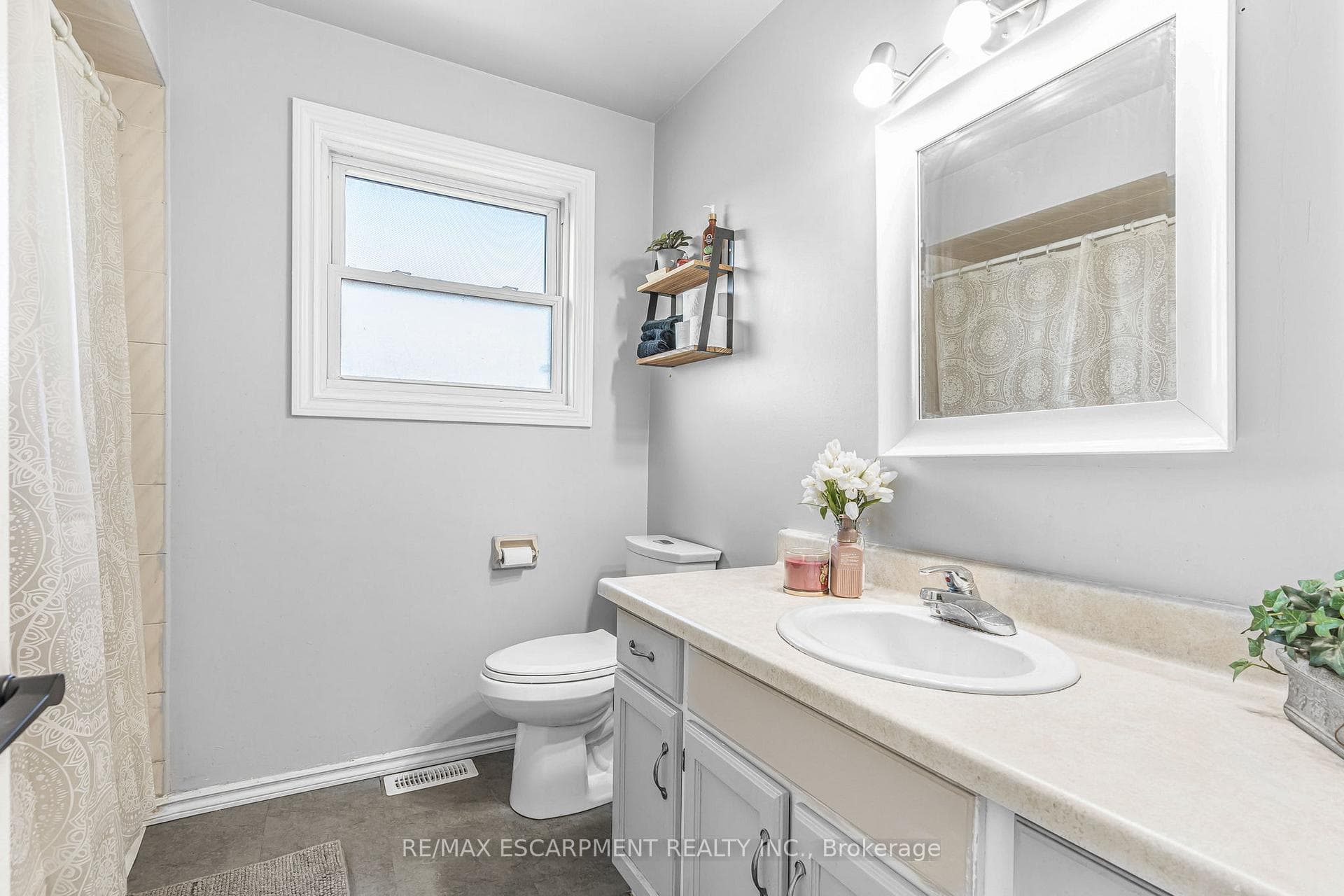 77 Northridge Drive photo 19