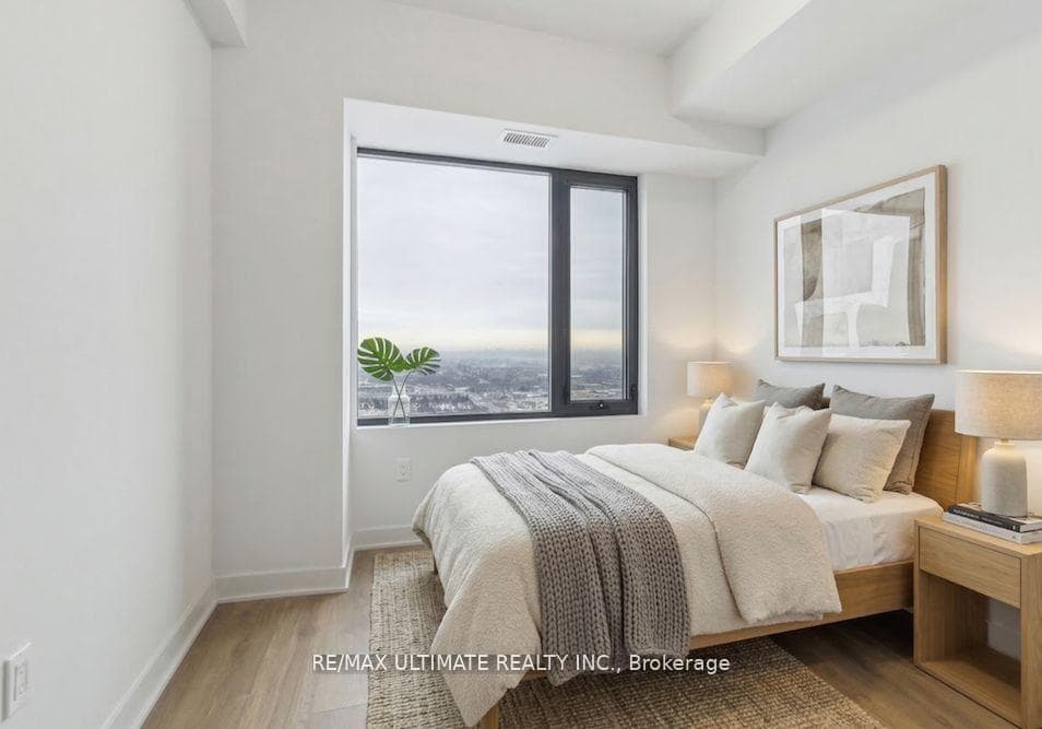 2920 Highway 7 Road Unit 5002 photo 13