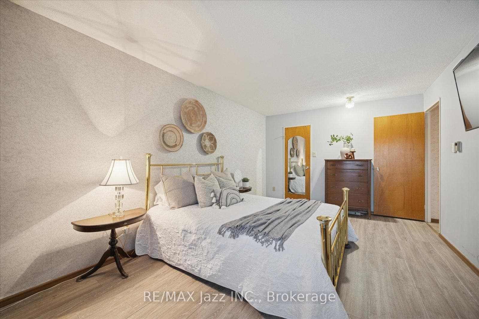 120 Elgin Street Unit 102 photo 14