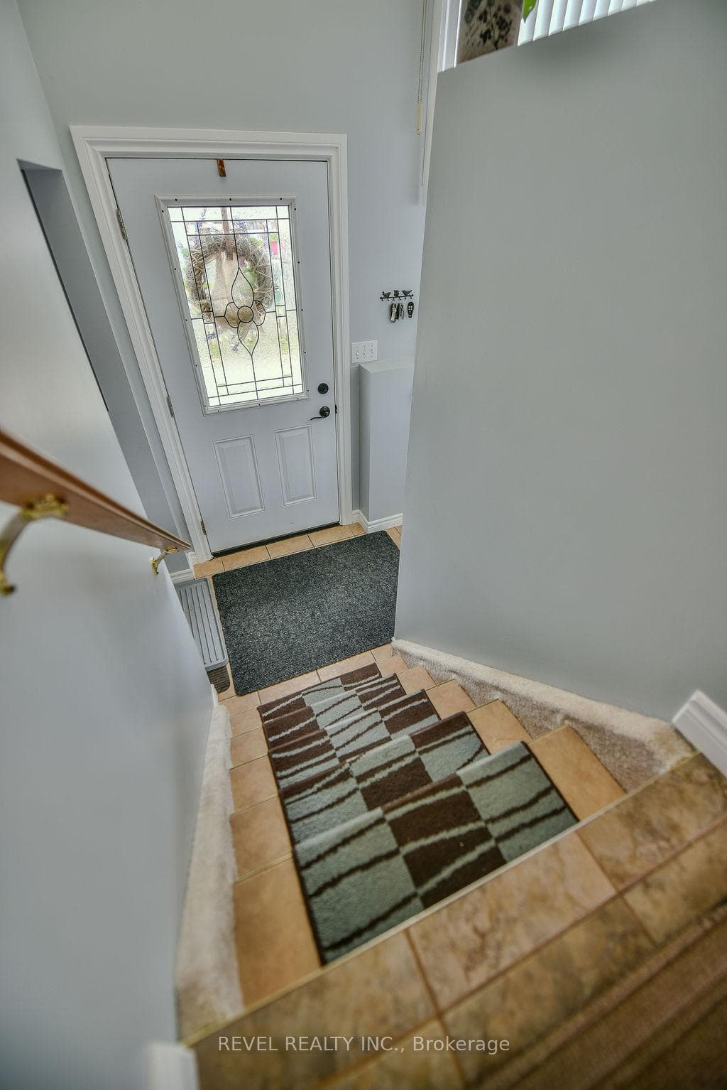 22 Kenneth Crescent photo 16