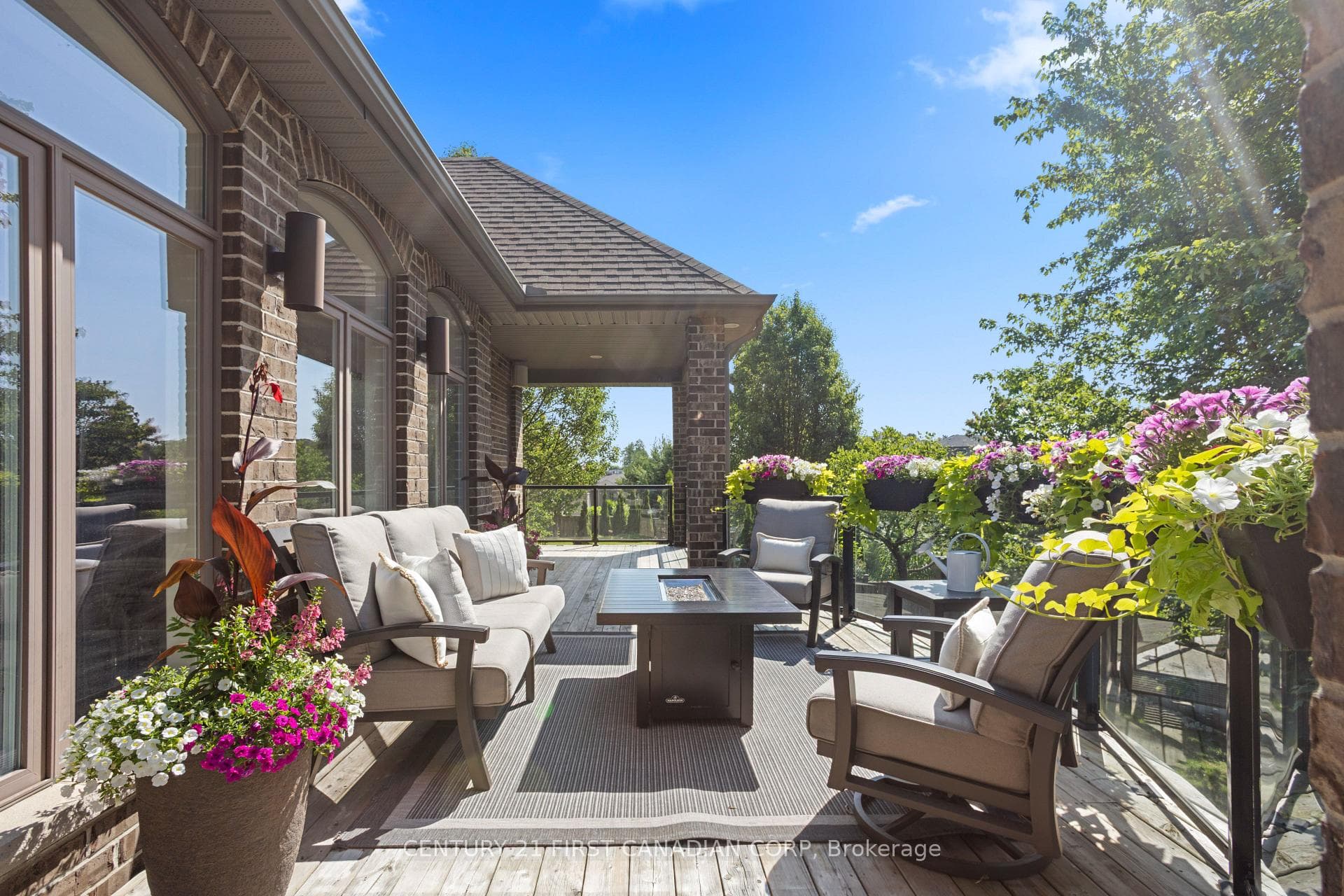 7071 Clayton Walk photo 33