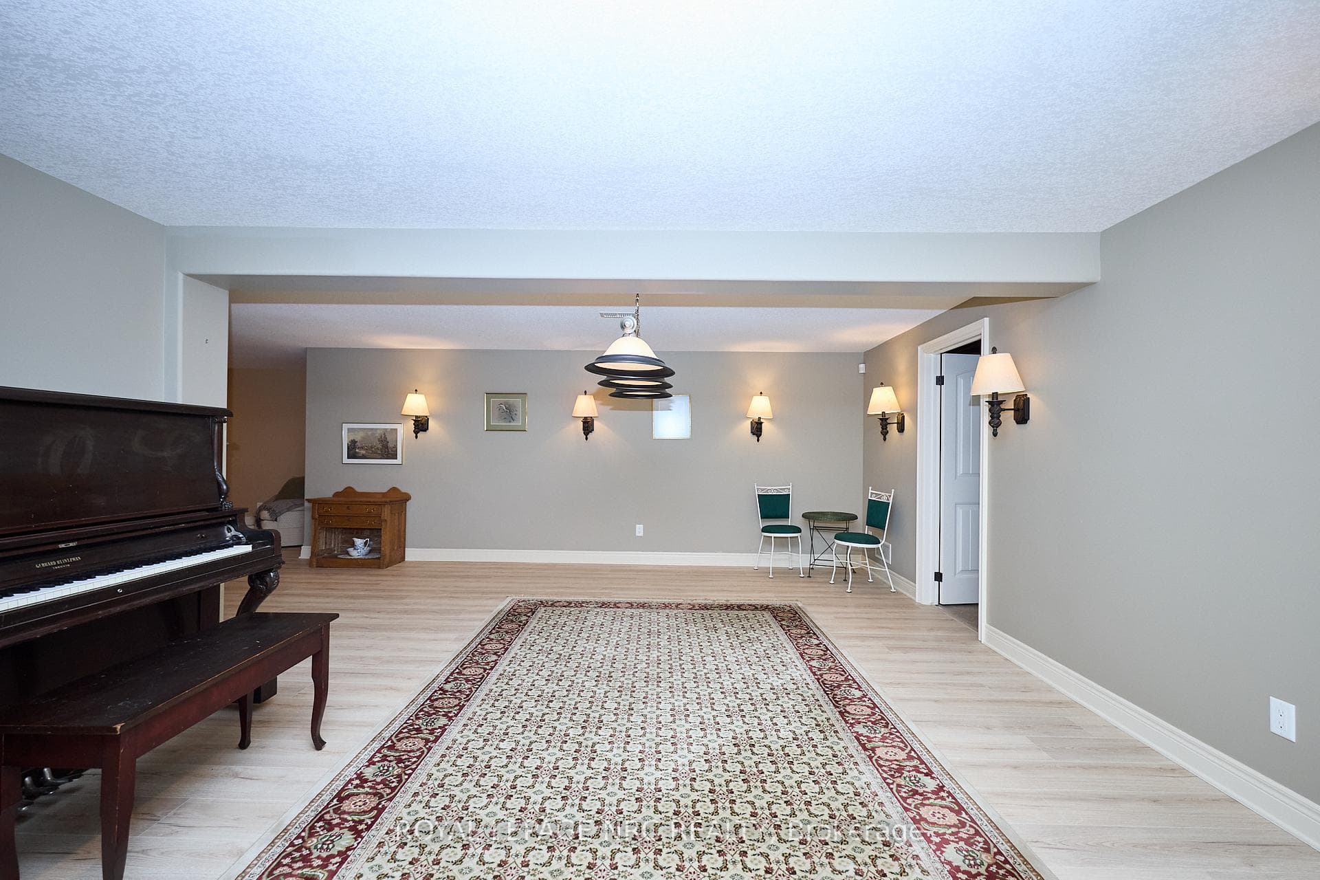 776 Warner Road photo 39