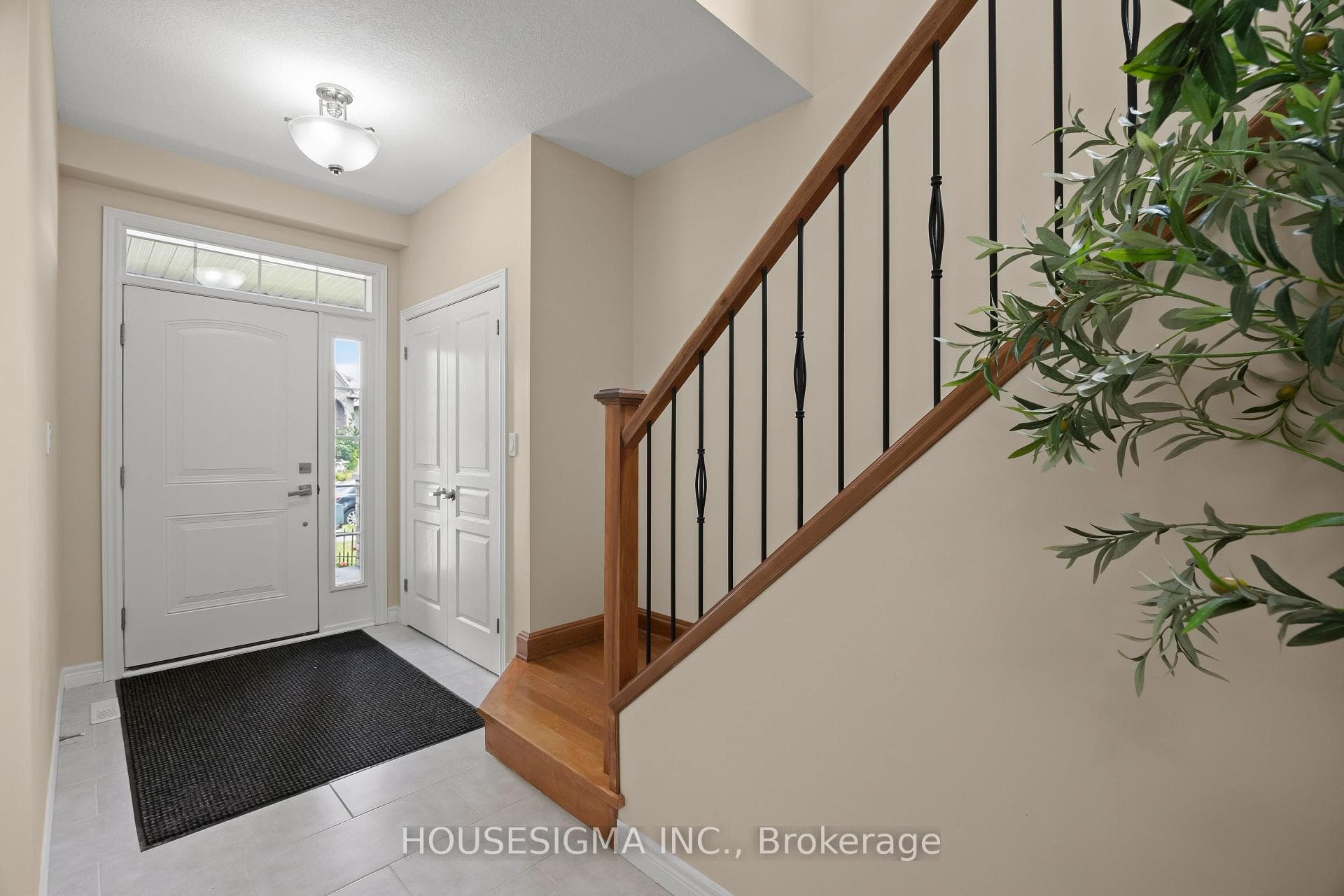 1939 Jubilee Drive photo 4