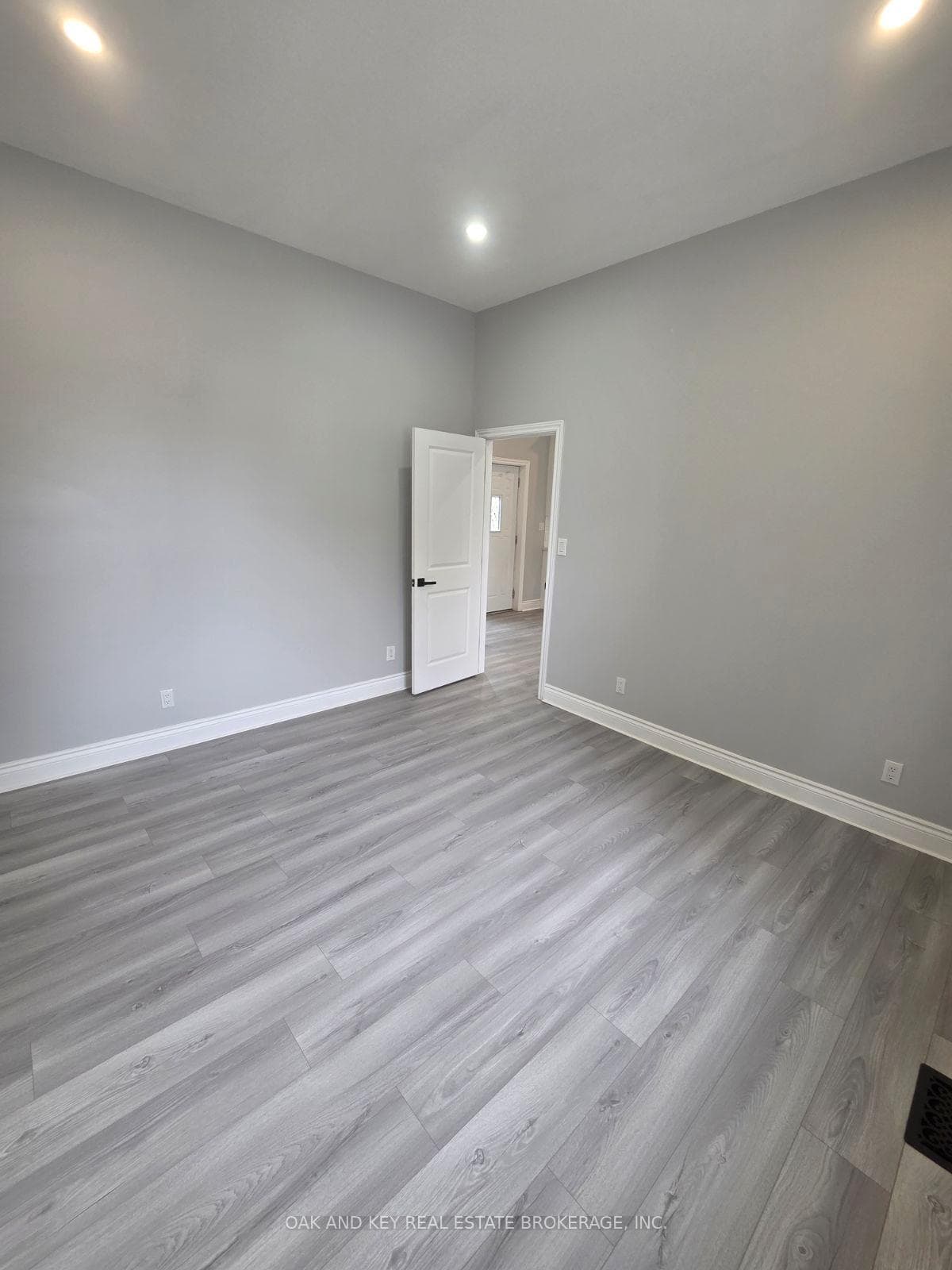 22933 Hagerty Road photo 13