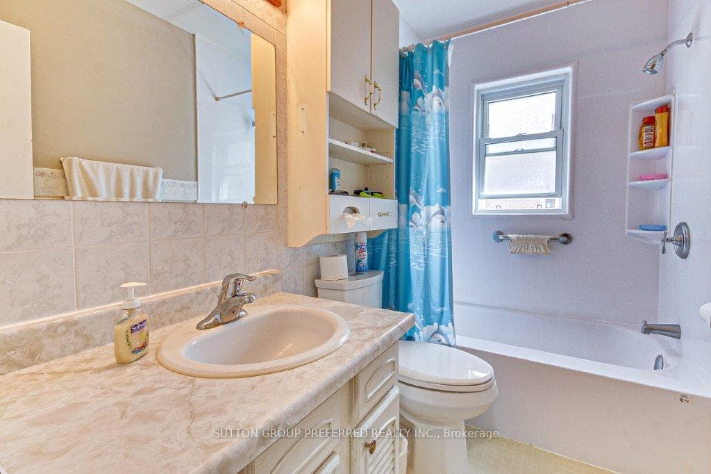 1837 Park Avenue photo 11